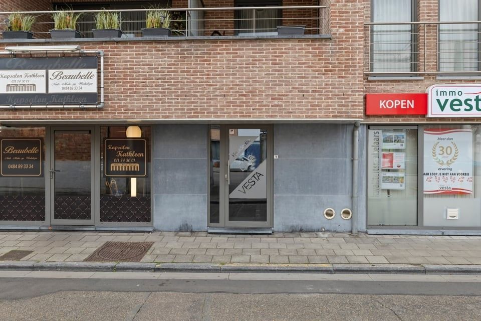 GEMEUBELD APPARTEMENT MET 2 SLAAPKAMERS TE HUUR IN HET HARTJE VAN SINT-TRUIDEN foto 2