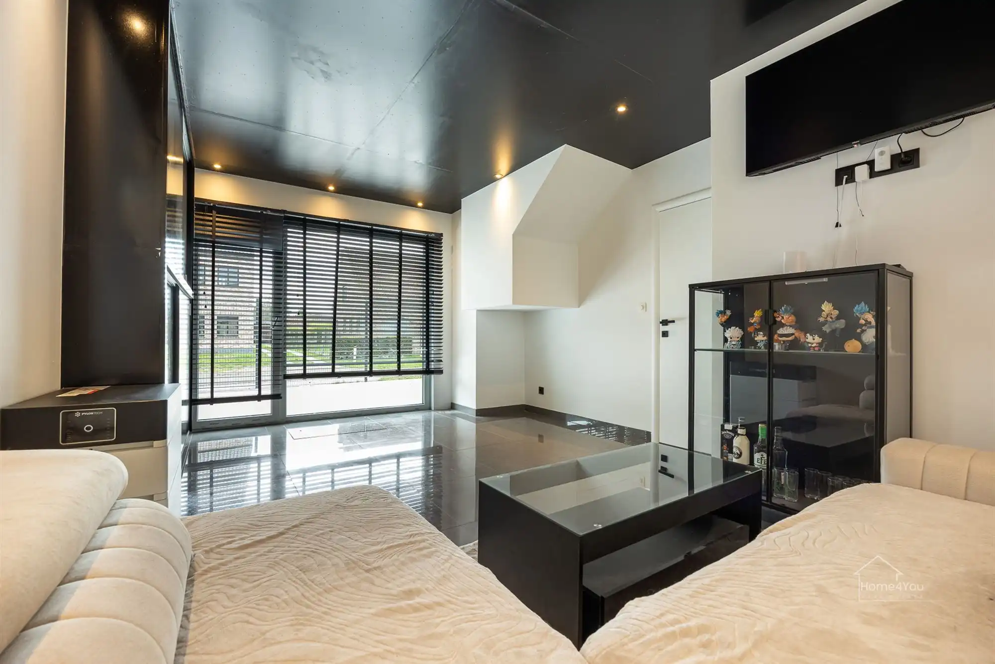 Moderne villa met 3 slaapkamers en zwembad te Waasmunster! foto 9