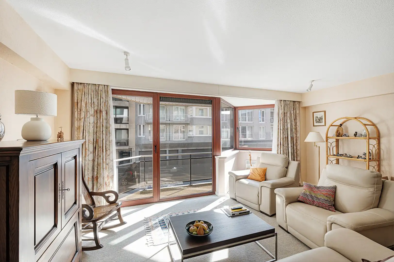 Goed gelegen appartement met zijdelings zeezicht. foto 12