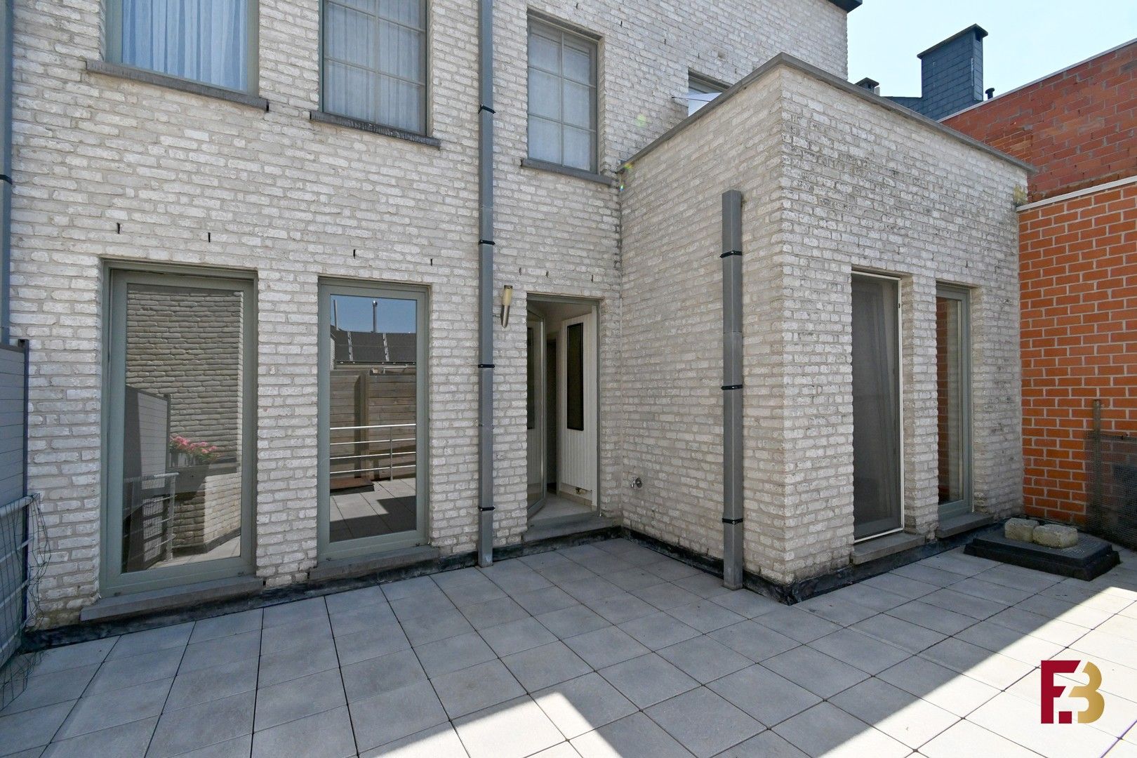 Gelijkvloers appartement met zonnig terras in hartje Melle foto 14