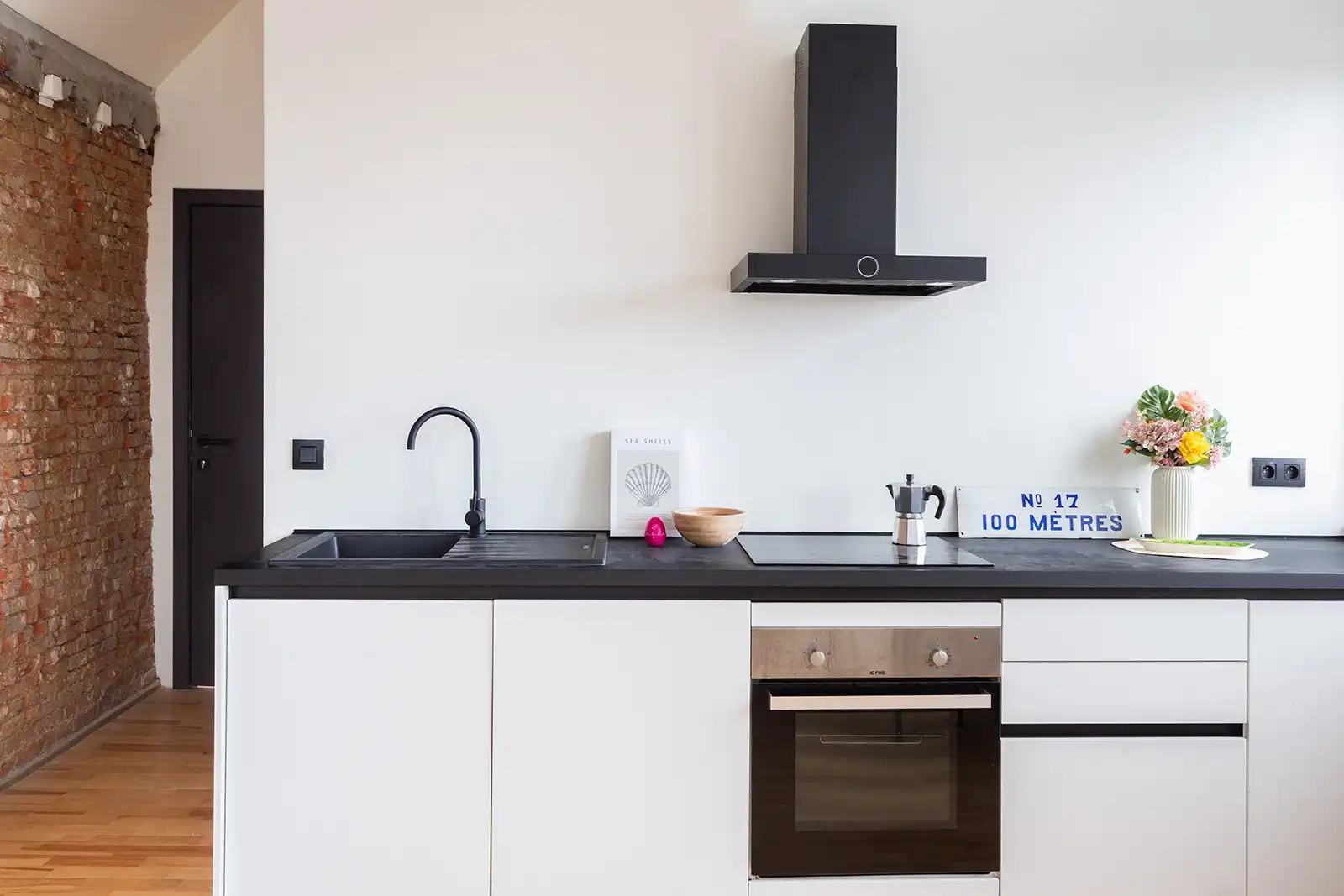 Instapklaar dakappartement op een zuchtje van Park Spoor Noord foto 12