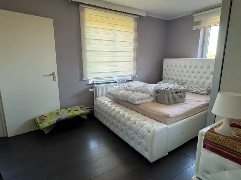 Woning met 4 slaapkamers en garage foto 11