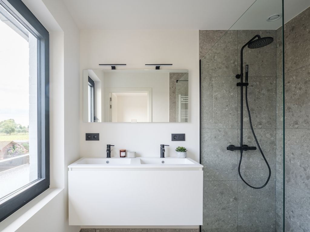 Hoogwaardig gerenoveerde gezinswoning met 4 slaapkamers en landelijke zichten – nabij station Hansbeke foto 13