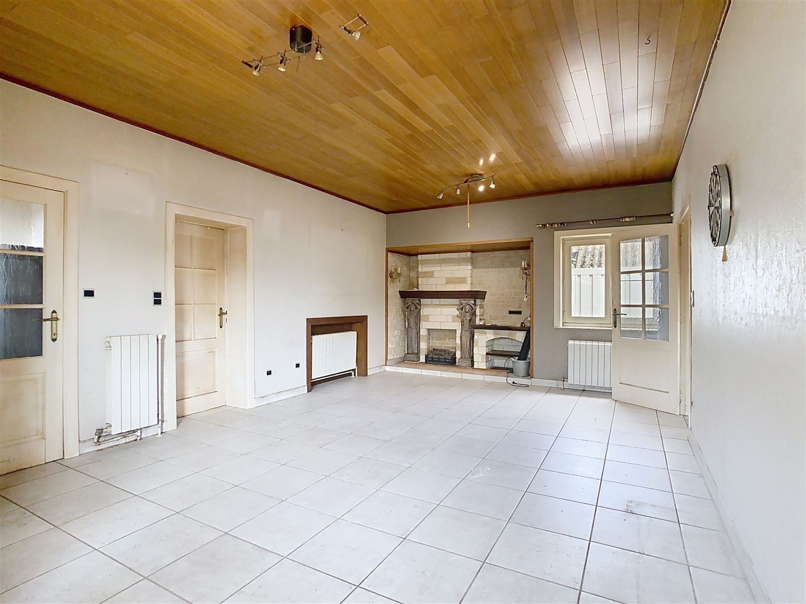 Te renoveren woning, 2 slpks, tuin, bijgebouw, 23a 28ca foto 11