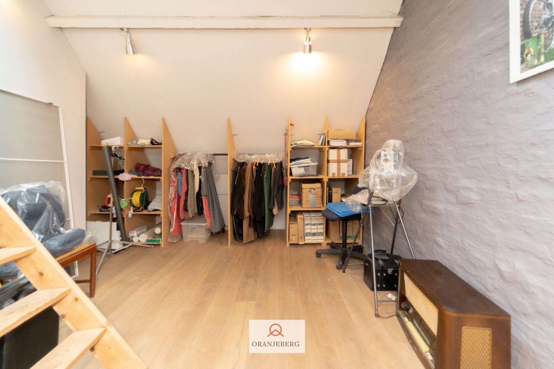 Huis met tuintje vlakbij Coupure foto 39