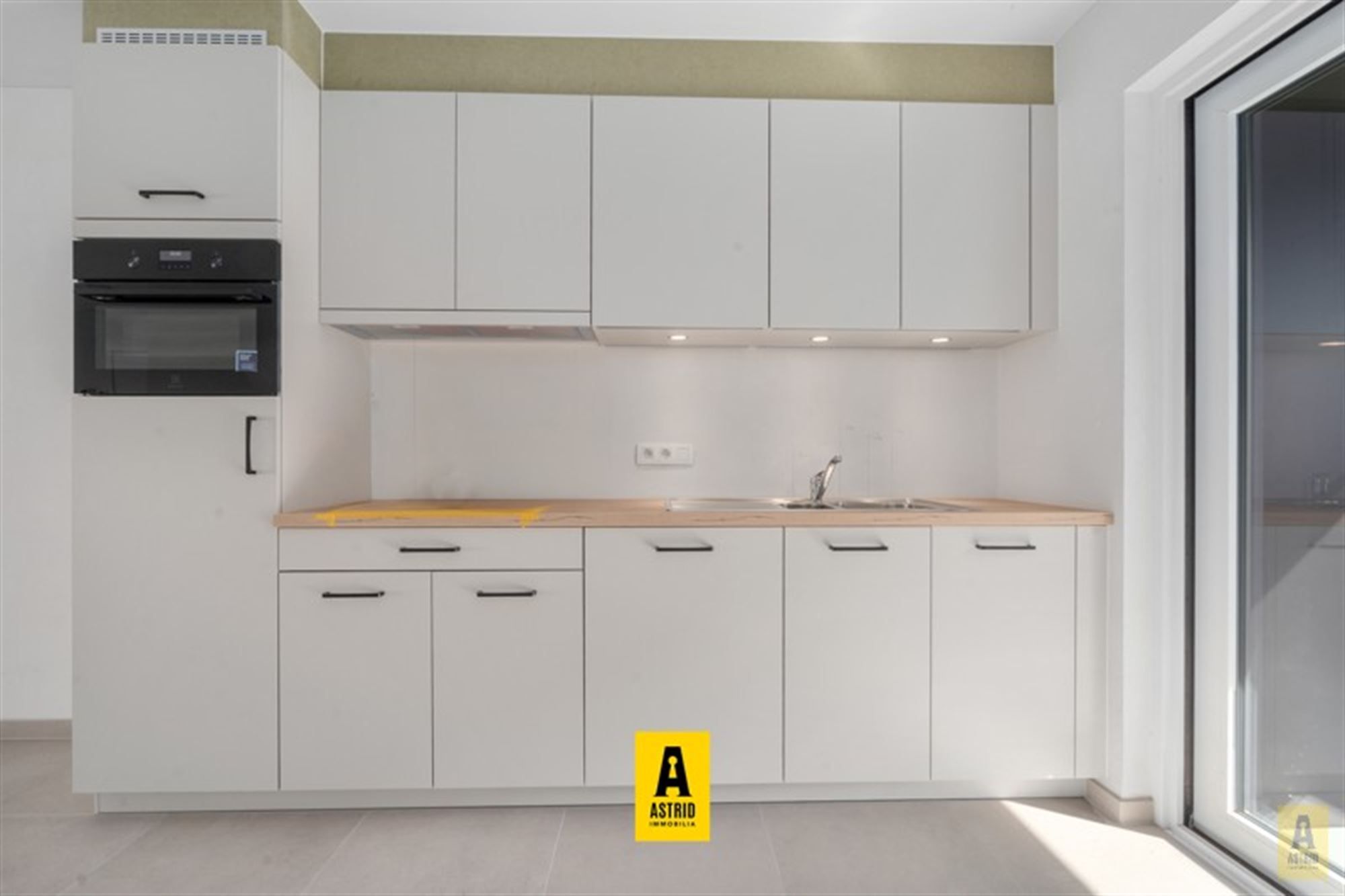 Ruim en zonnig nieuw appartement met mooie terrassen vlakbij zee! foto 12