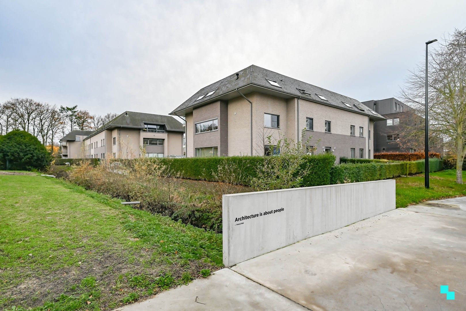 Gelijkvloers hoekappartement nabij kasteelpark Blauwhuis te Izegem foto 22