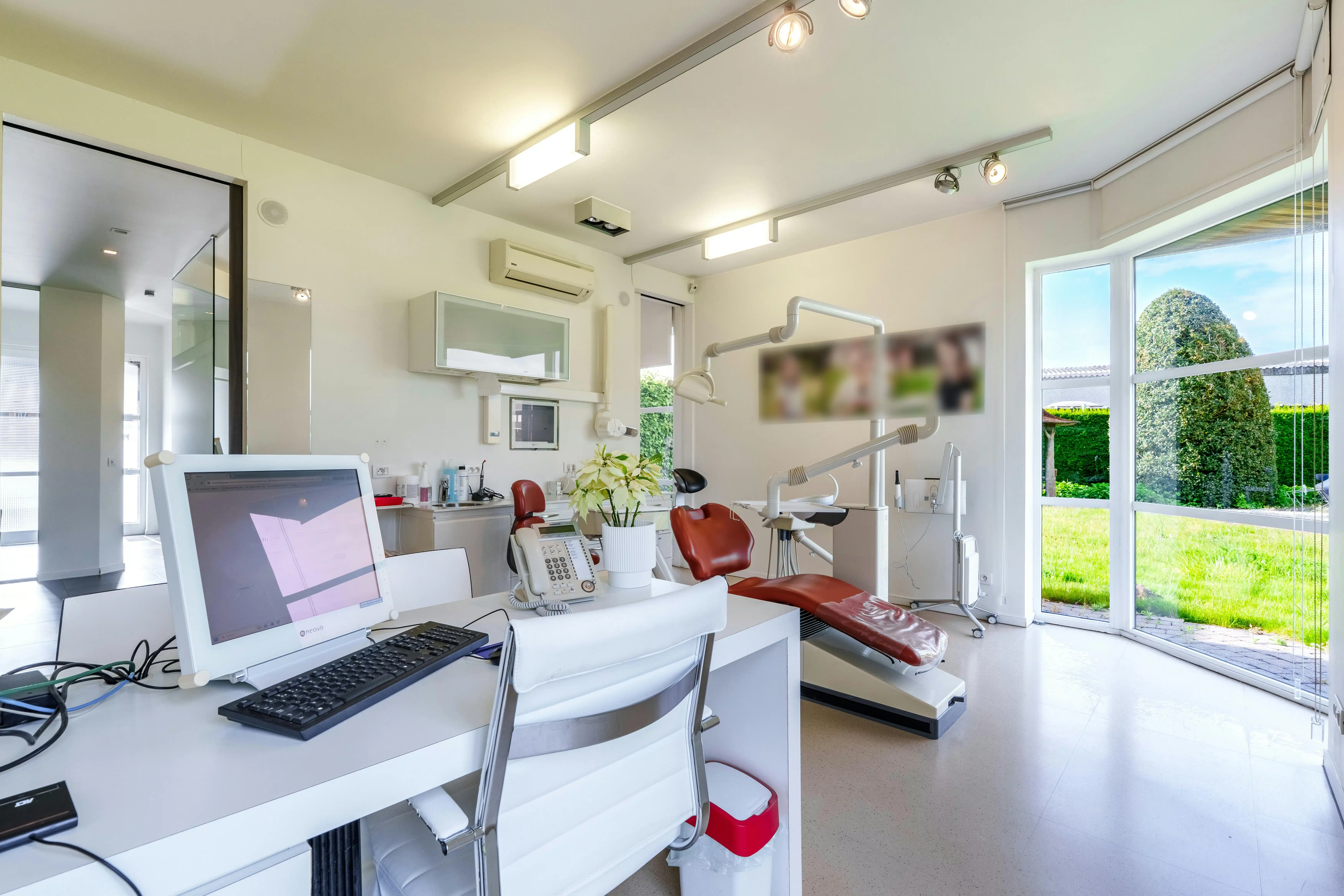 Zeer ruime woning te Roeselare  foto 17