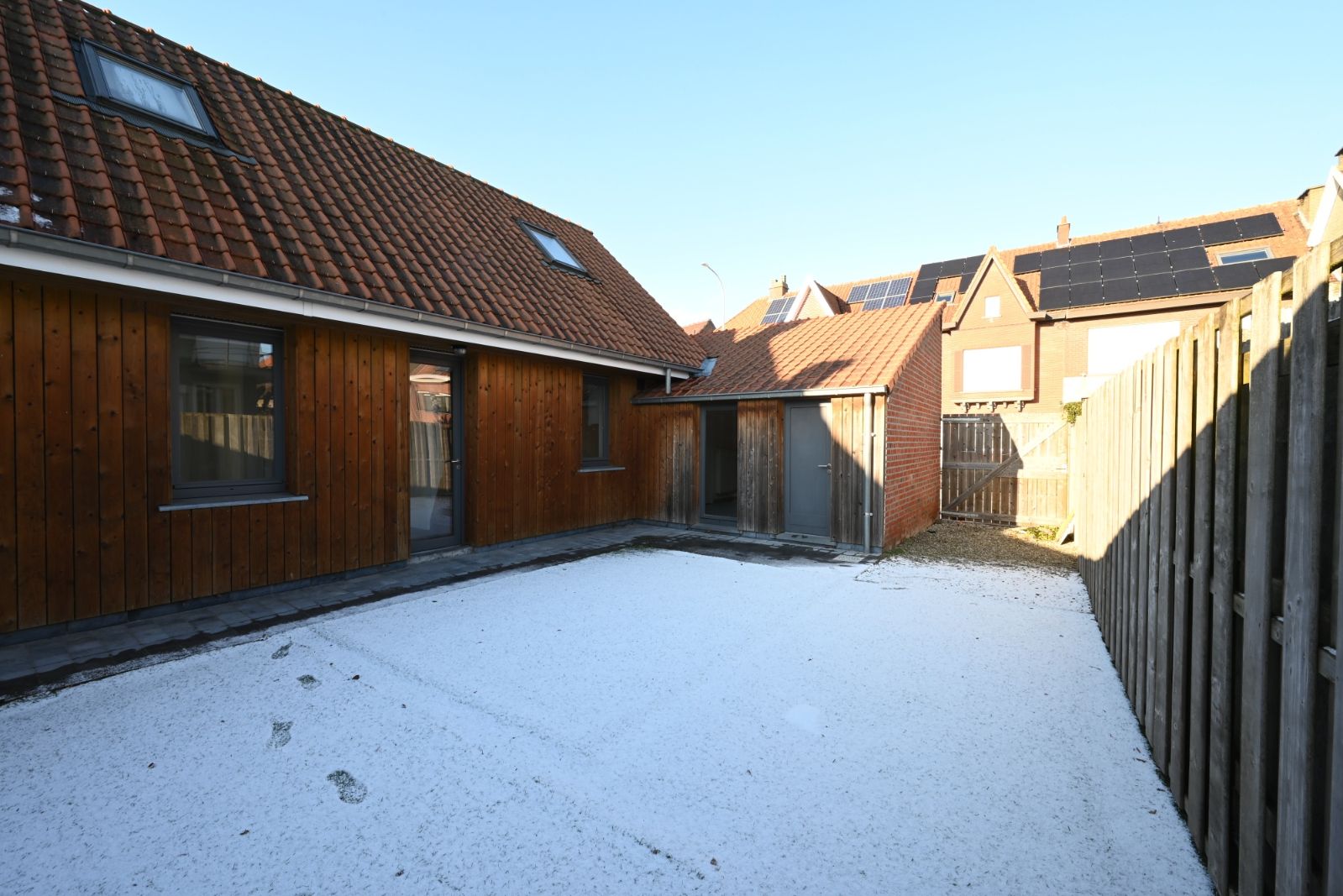 Gerenoveerde woning met centrale ligging in Emelgem! foto 17