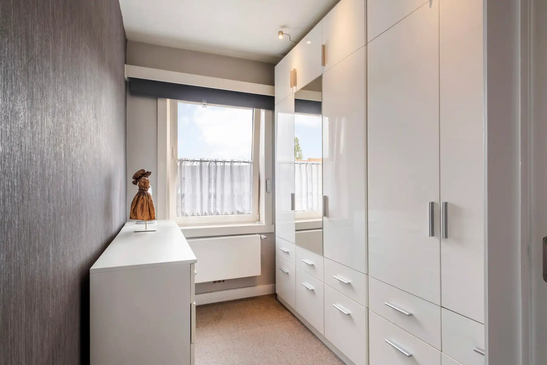 Instapklare woonst op toplocatie in Sint-Michiels! foto 13