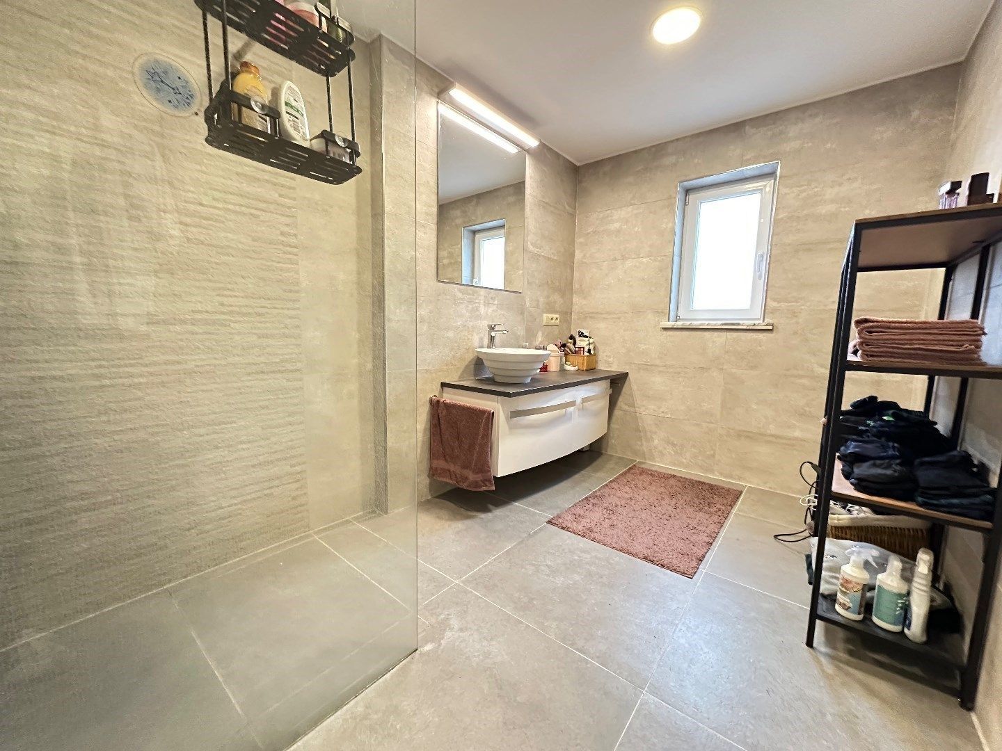 Woonruimte met handelspand gelegen te Tongeren foto 12