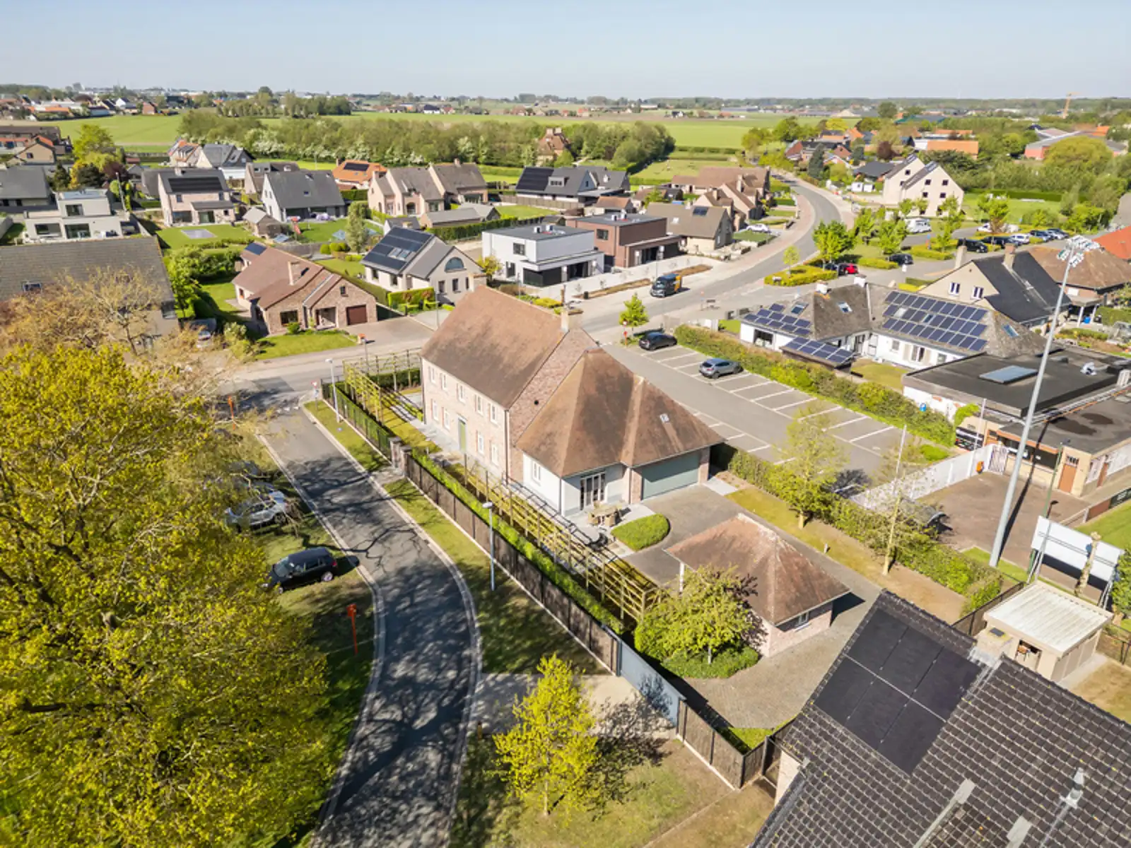 Charmante, recent gebouwde en zeer degelijke villa  foto 13