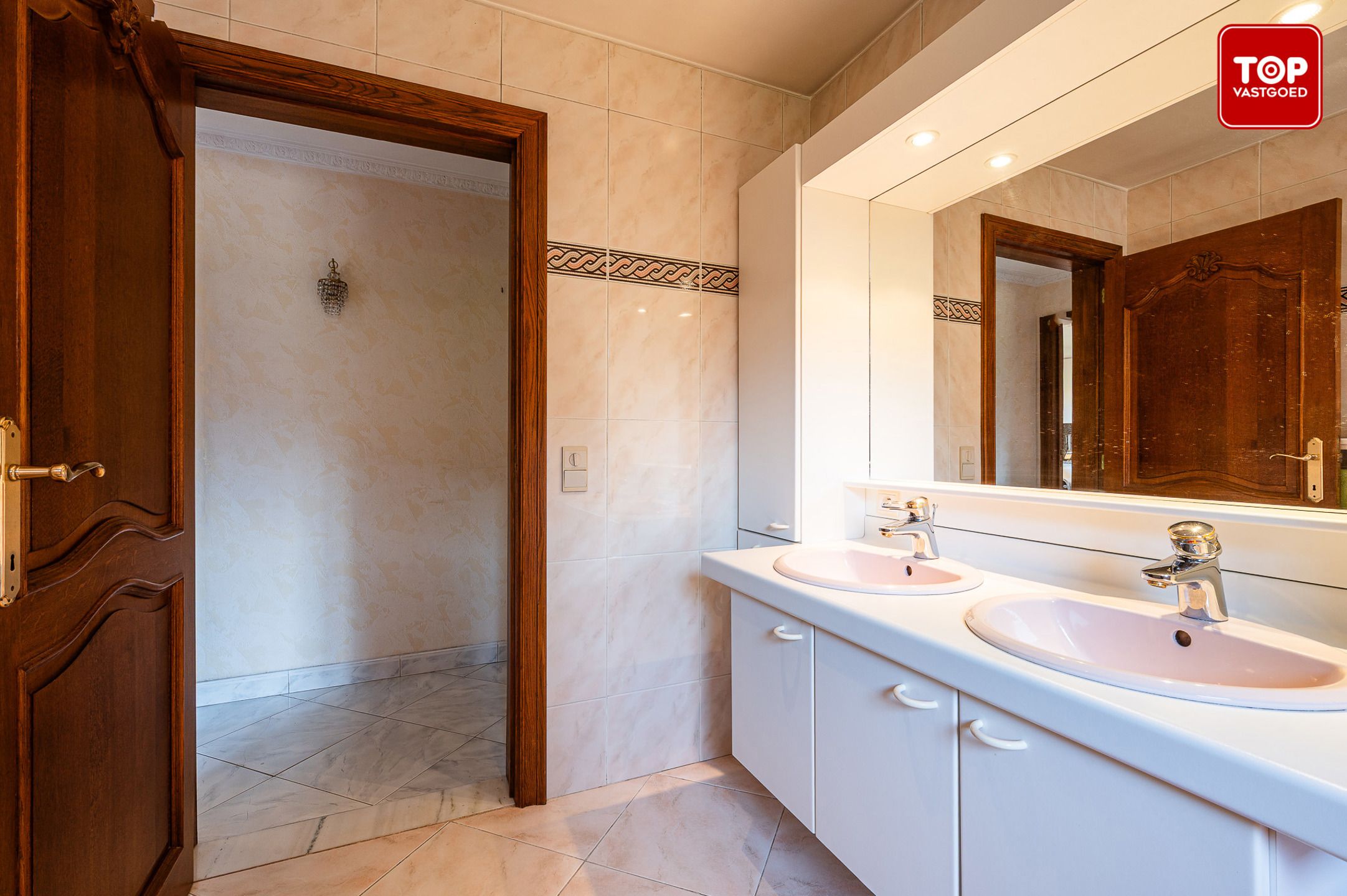 Karaktervolle villa op TOP locatie foto 14