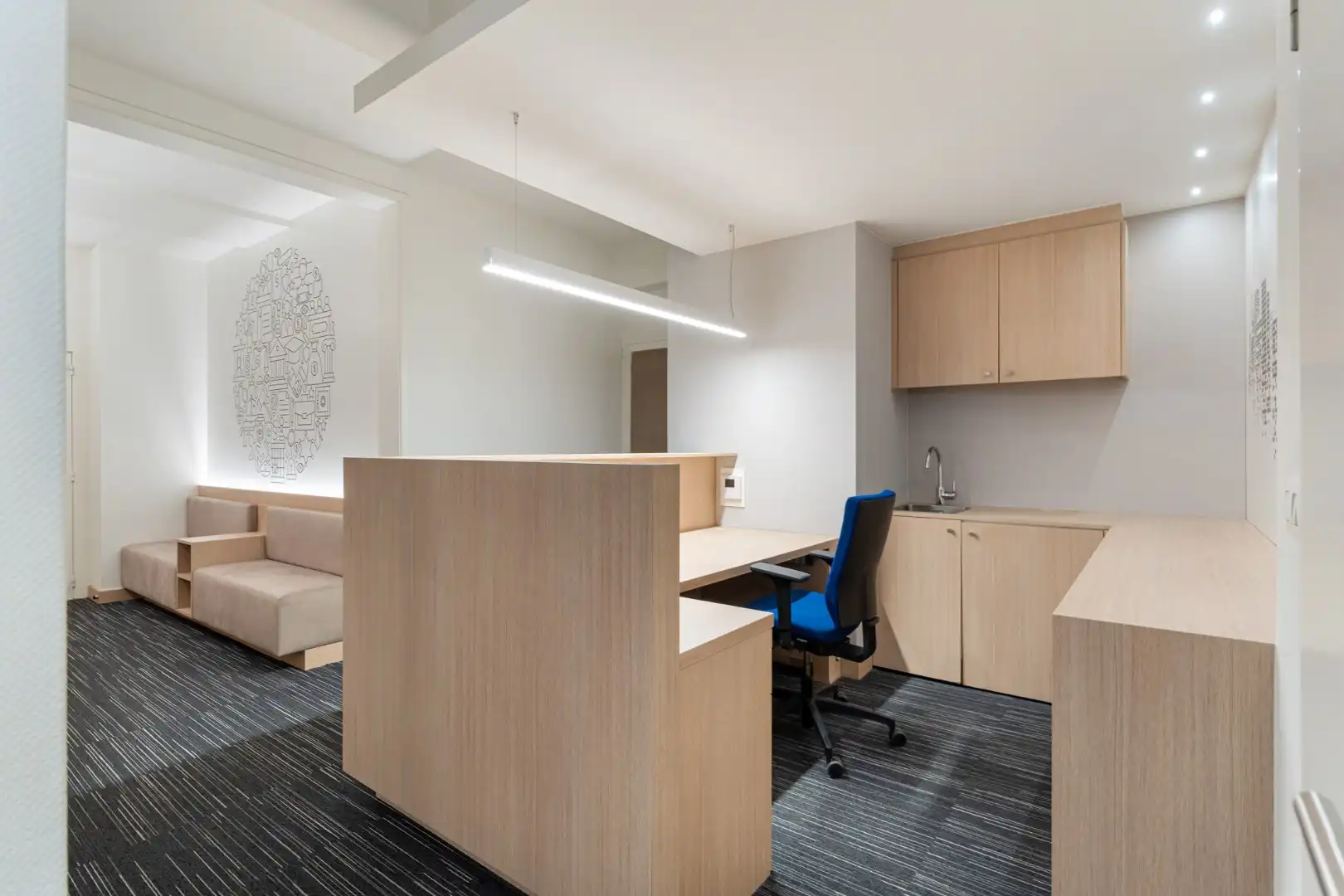 Handelspand op toplocatie, 226m², ruime parkeergelegenheid foto 6