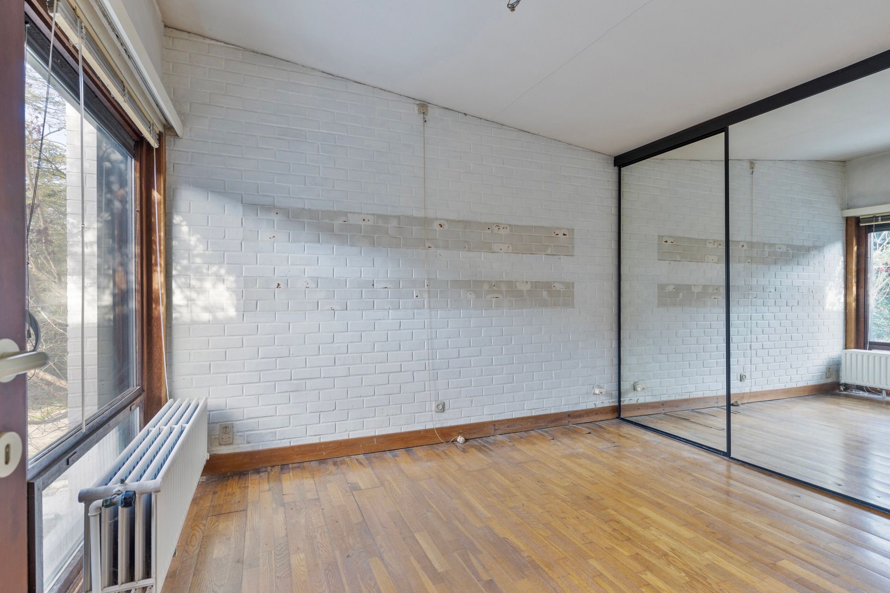 Te renoveren architecturale villa op ruim perceel van 18are foto 16