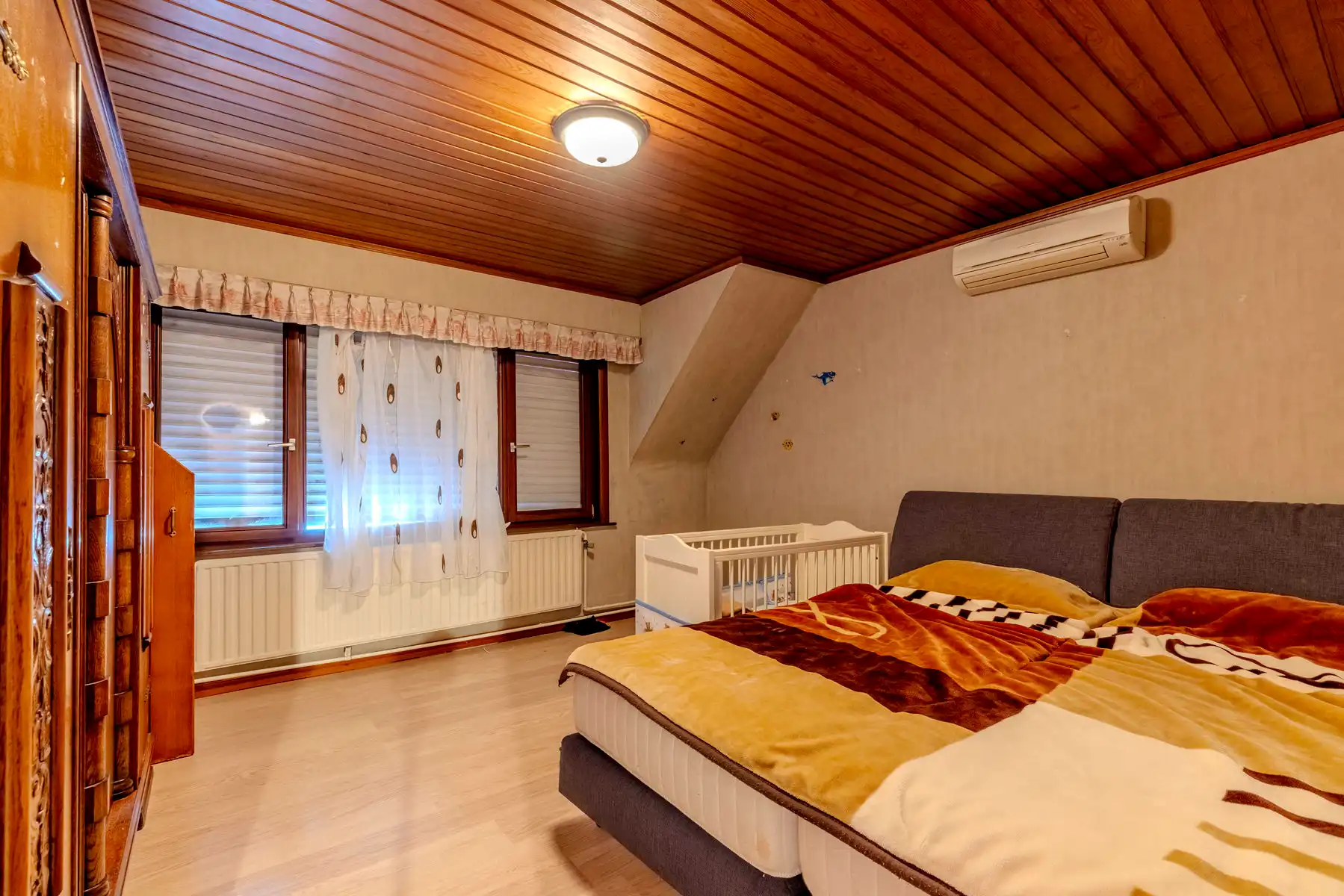 HOB met 3/4 slpk, voor- en zijdeur, garage en tuin op 702m² foto 22