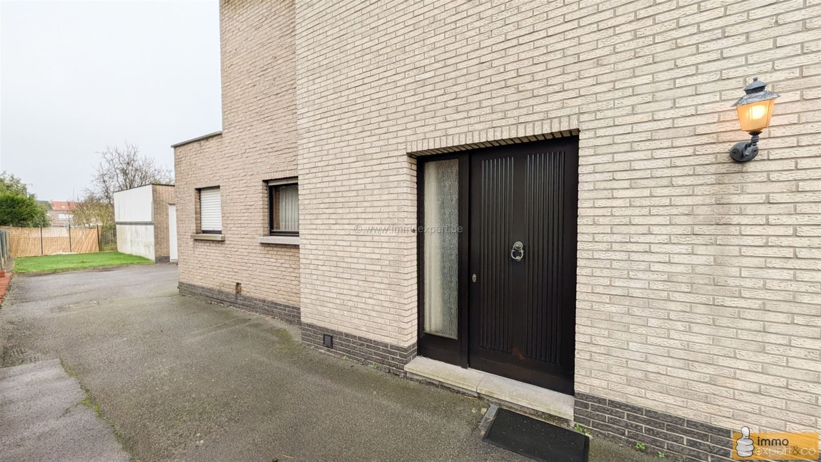 LIEDEKERKE: Stevige HOB met dubbele garage foto 6