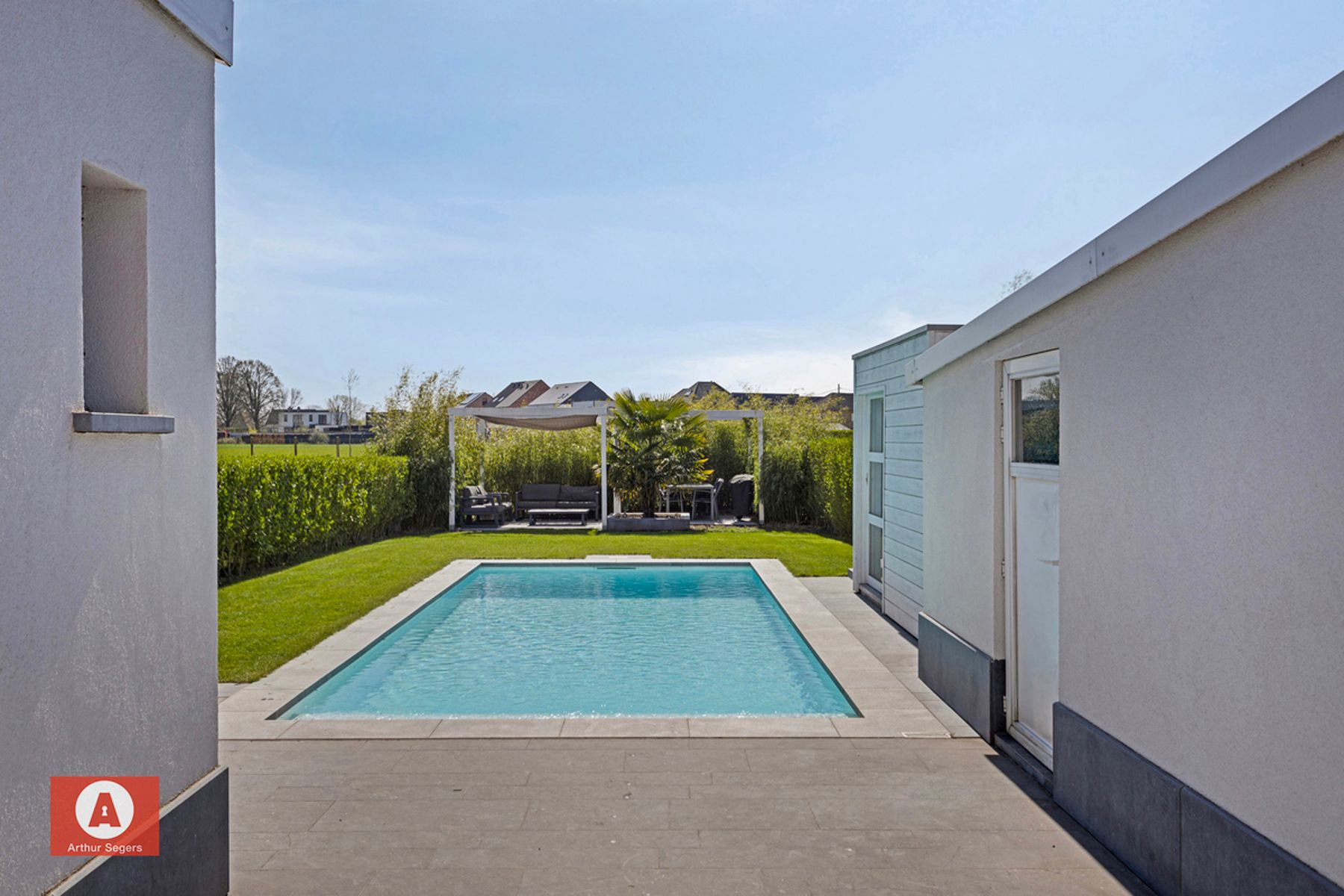Energiezuinige woning met zwembad en zuidgerichte tuin foto 27