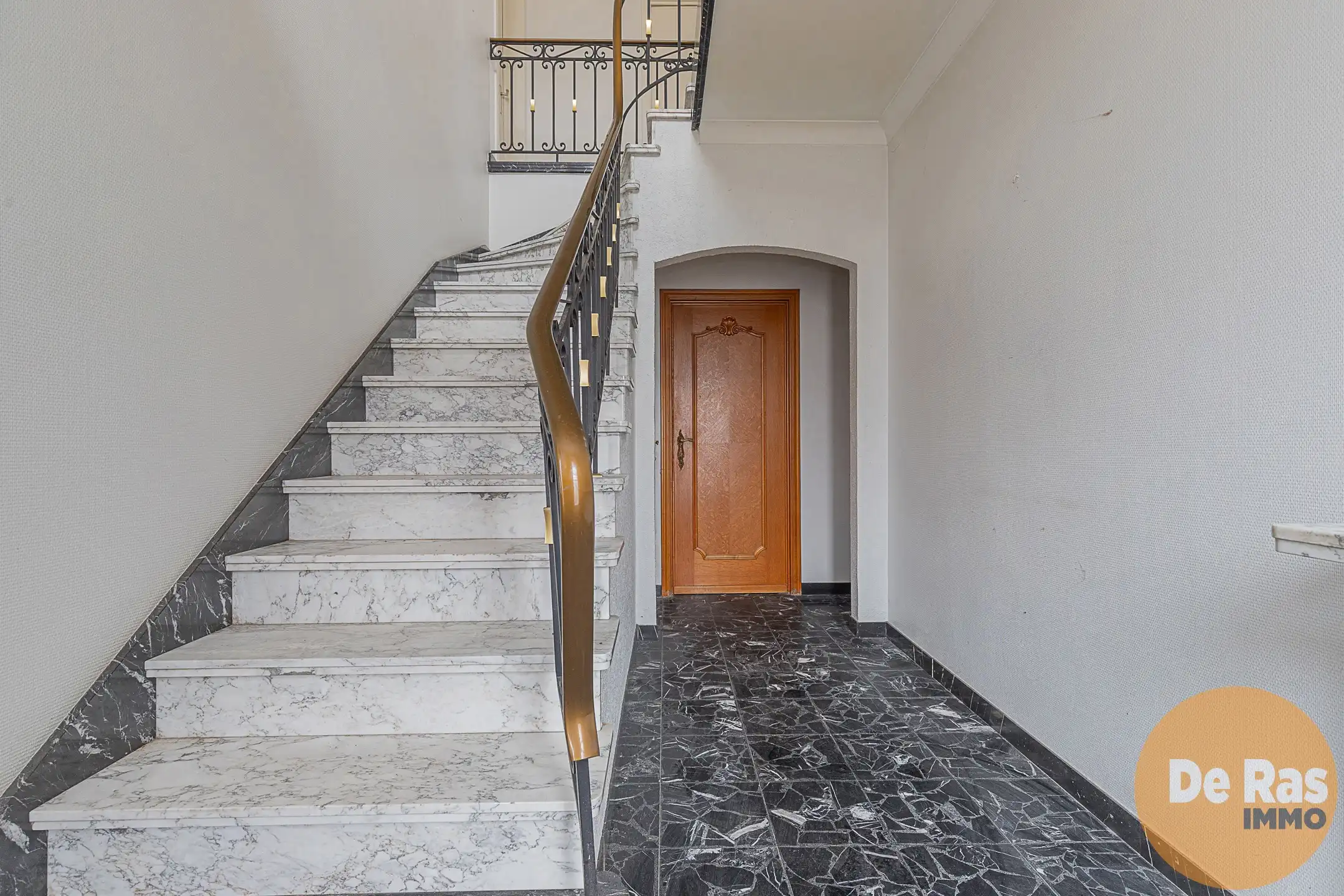 ERONDEGEM - Ruime open bebouwing met loods en grote tuin  foto 2