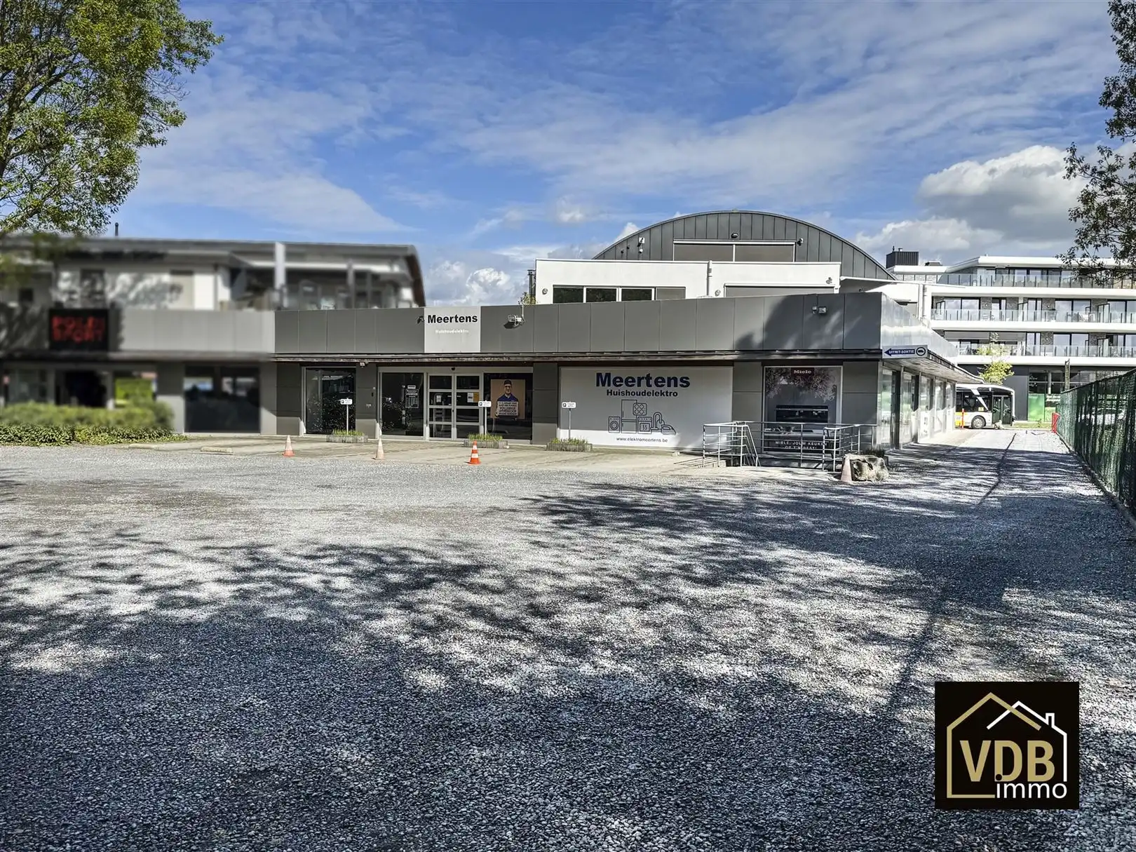 Commercieel pand op TOP locatie foto 21