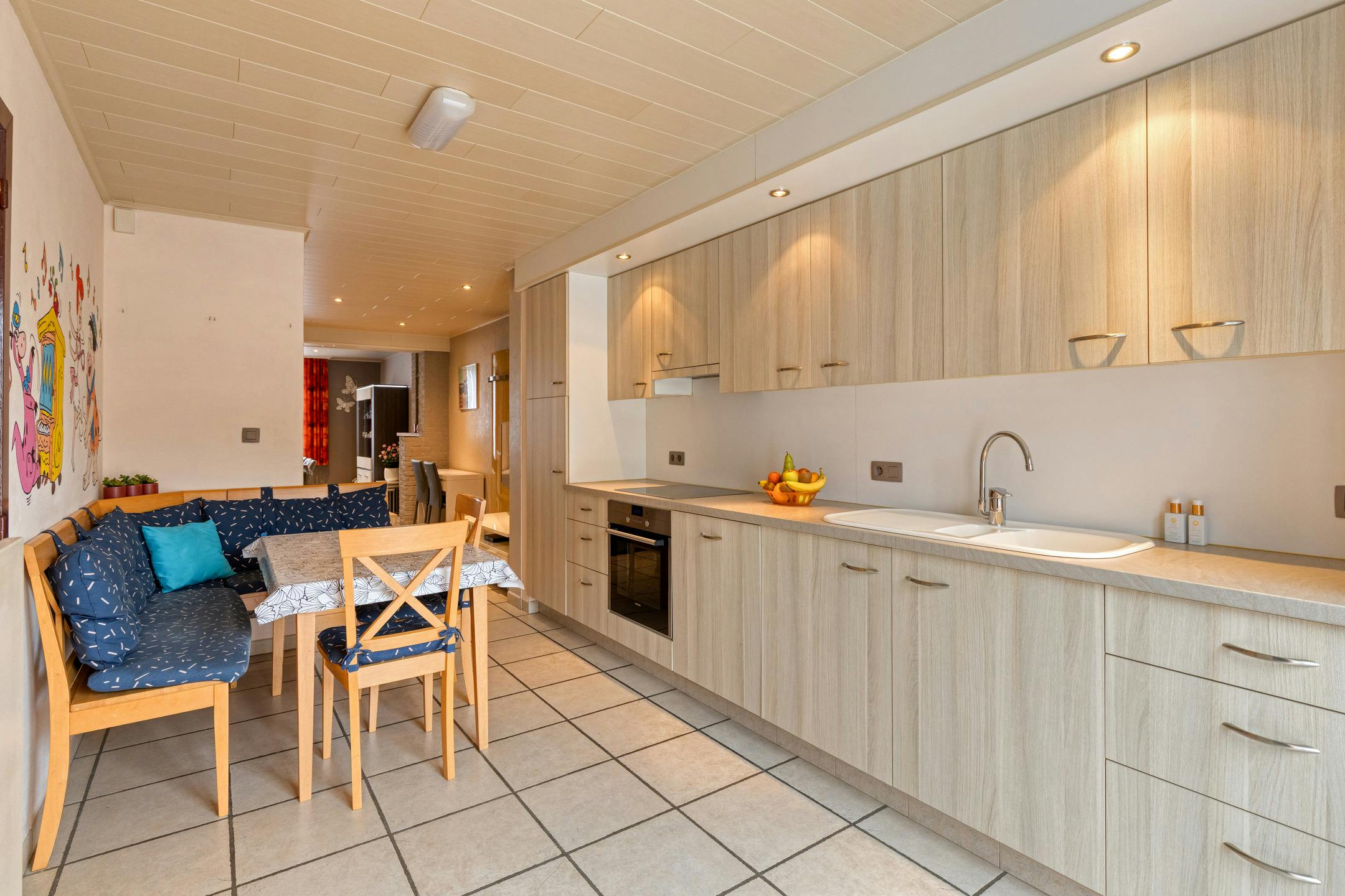 Instapklare gezinswoning met tuin en 4 slpk in Rumbeke foto 6