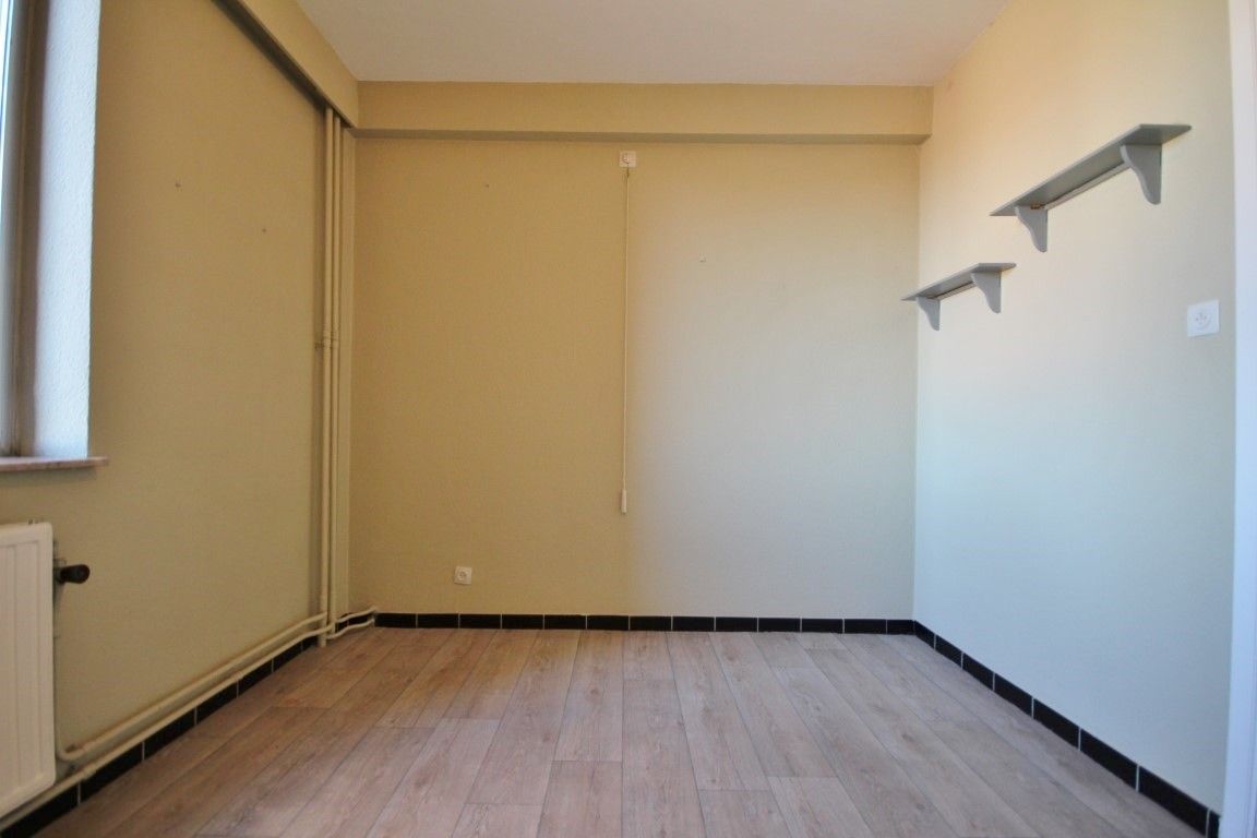 Gunstig gelegen appartement met 2 slaapkamers foto 12