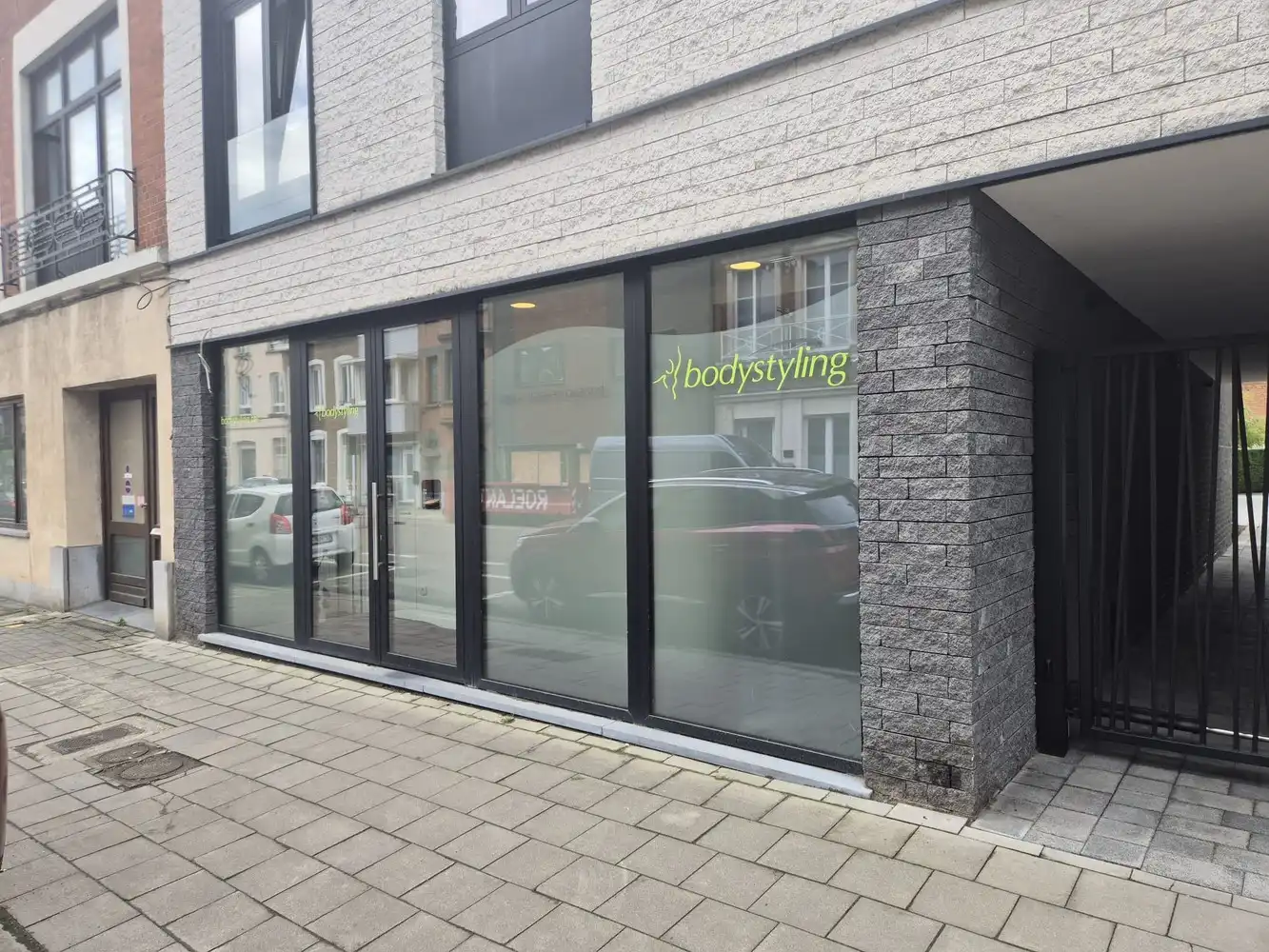 Mooi handelspand op uitstekende locatie foto {{pictureIndex}}