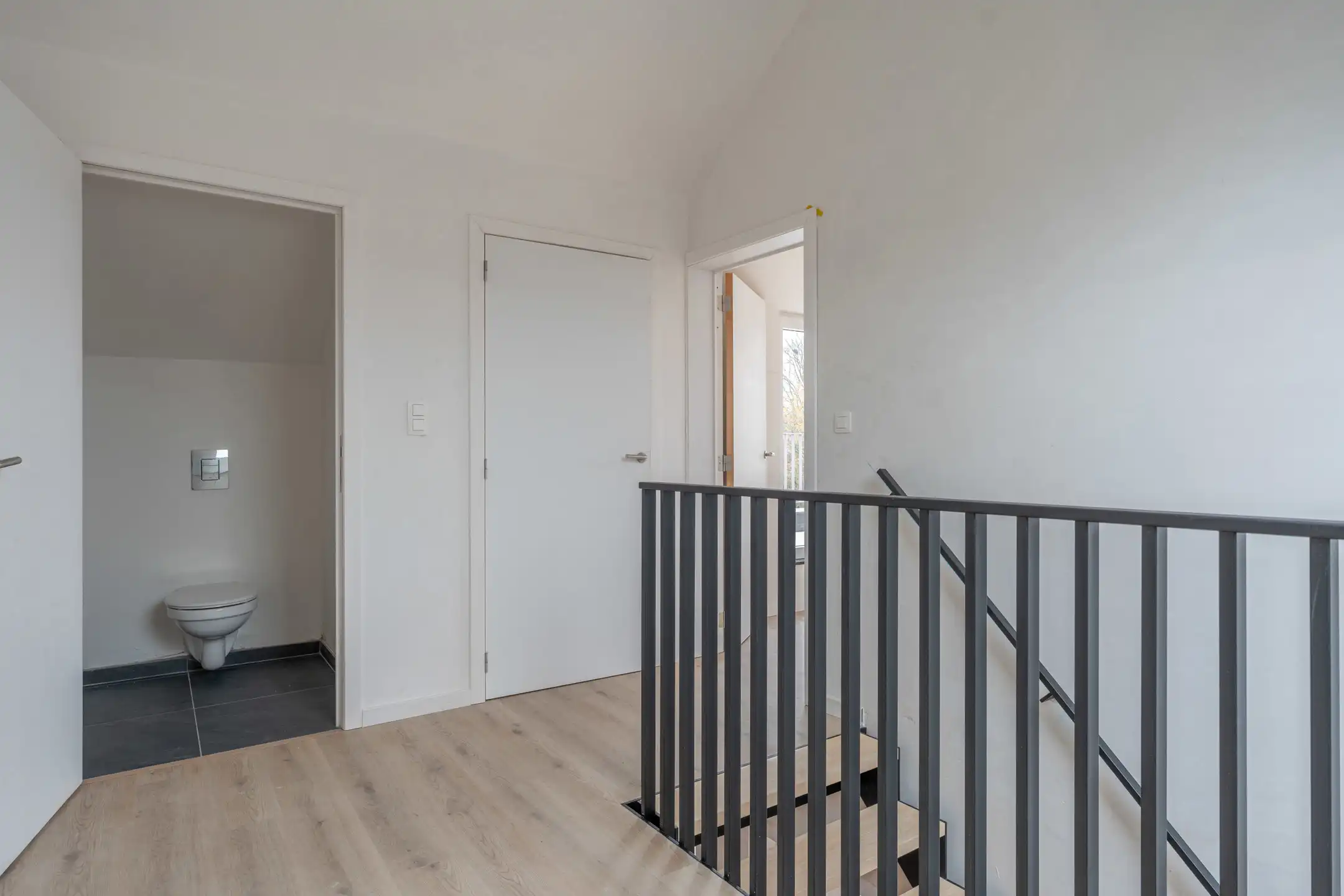 Duplex app (197m²) met 4 slaapkamers vlakbij centrum Beerse. foto 20