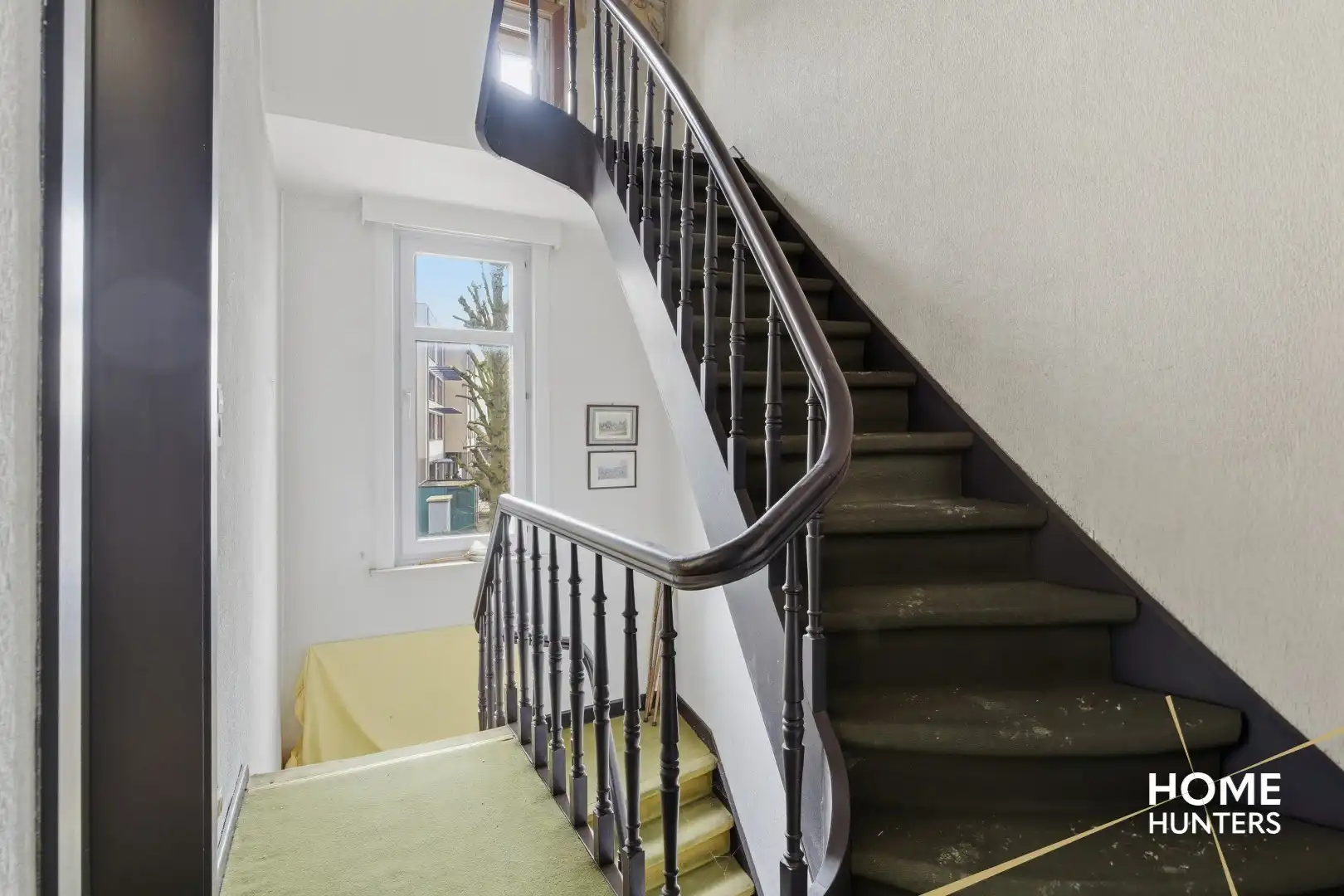 Karaktervolle stadswoning met 5 slaapkamers, ruime garage en tuin nabij de Leie in Wervik foto 14