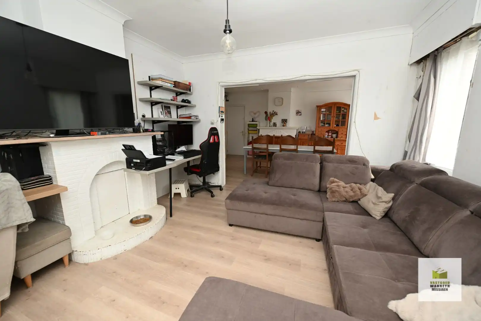 Halfopen bebouwing met 4 slaapkamers en bijgebouw op 991m2 foto 17
