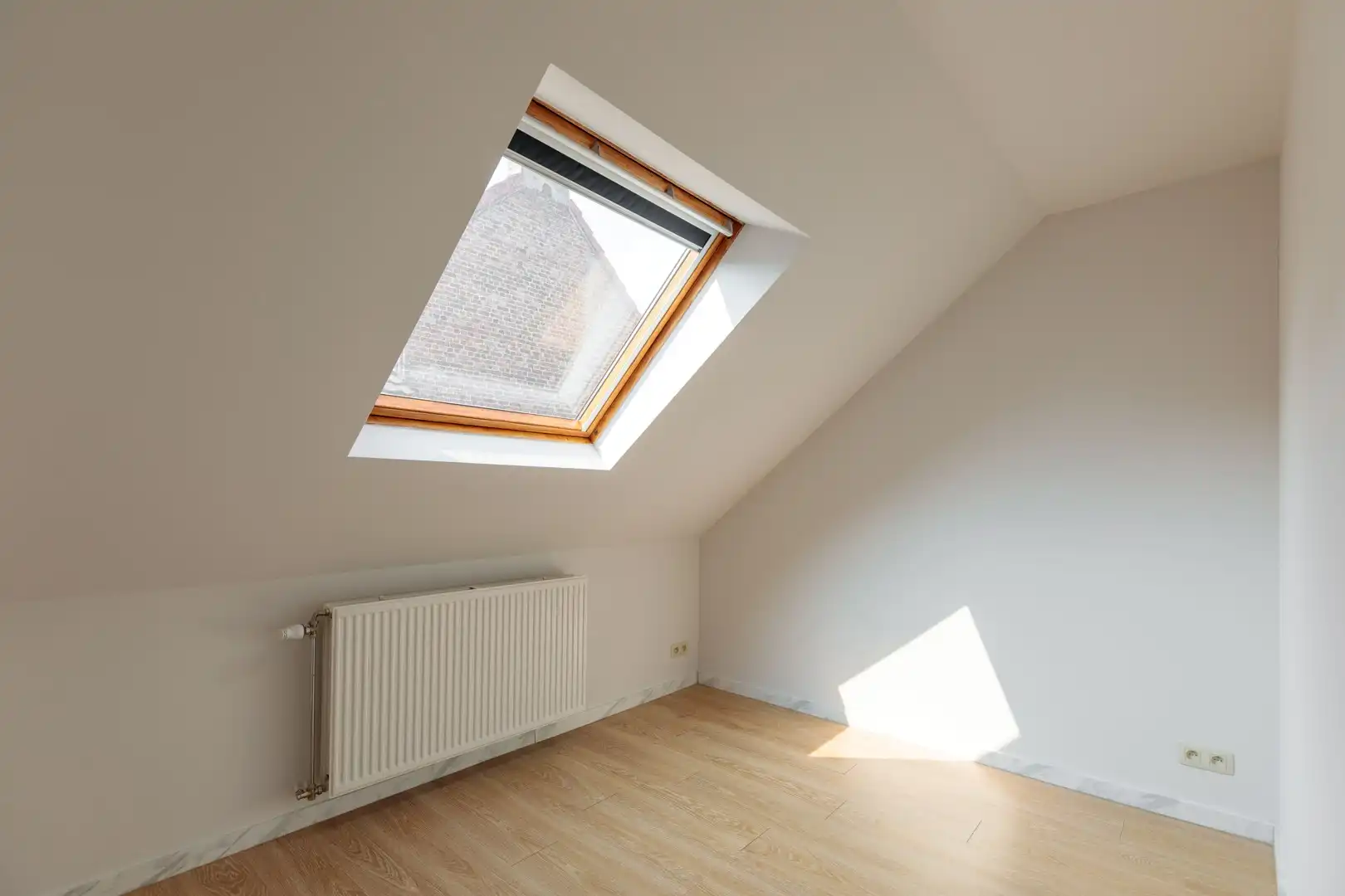 Gerenoveerde, instapklare dorpswoning foto 22