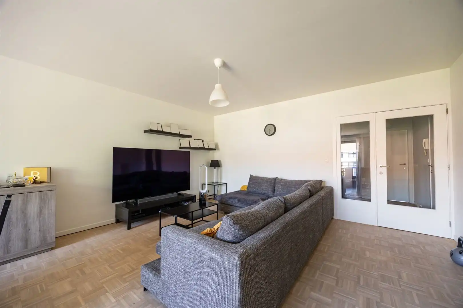 Modern appartement met balkon foto 7