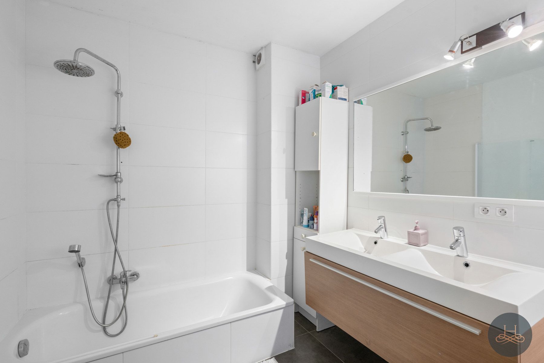 Ruim en energiezuinig appartement met gezellig terras foto 11