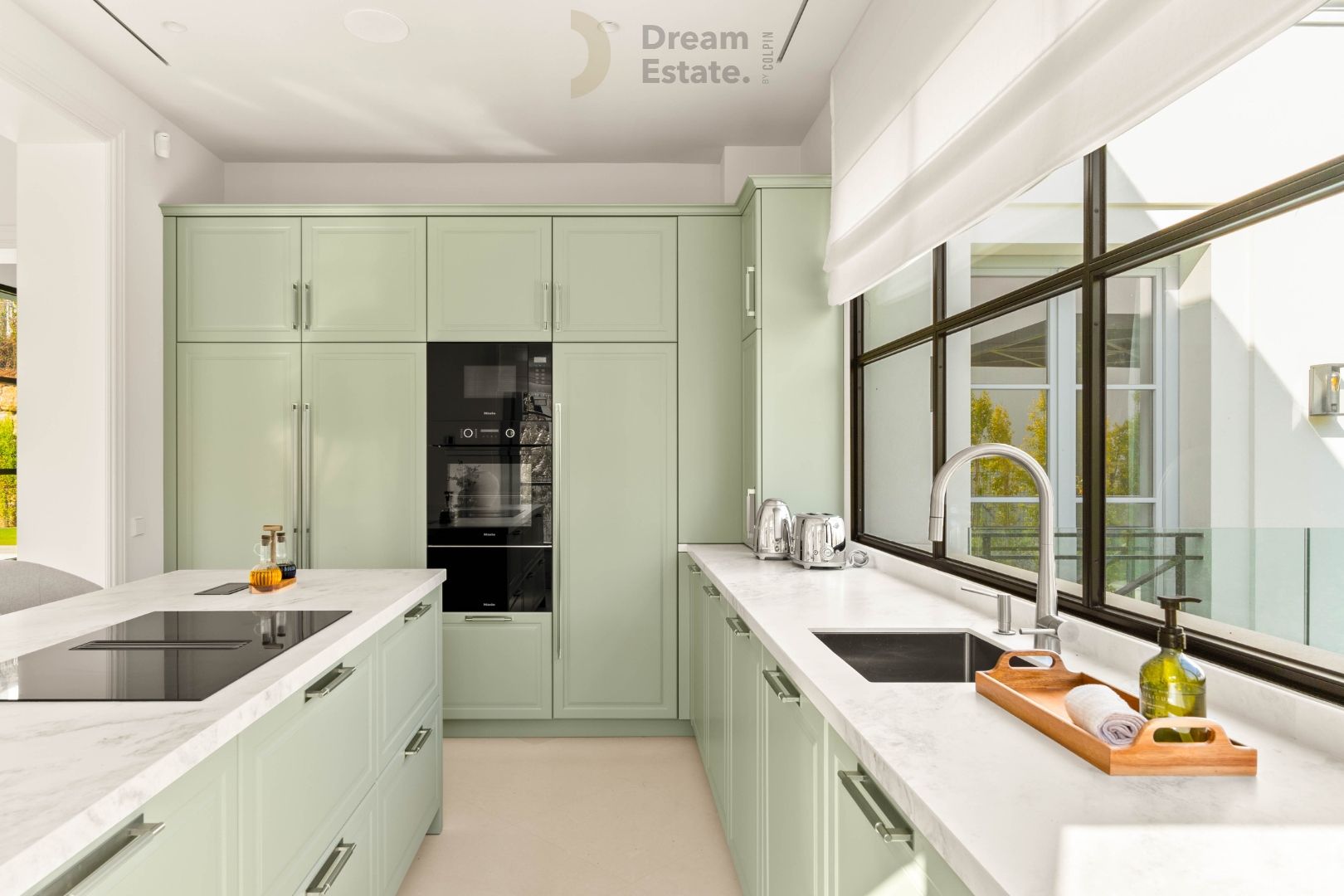 Schitterende nieuwe villa gelegen te La Cerquila, Nueva Andalucía, Marbella. foto 41