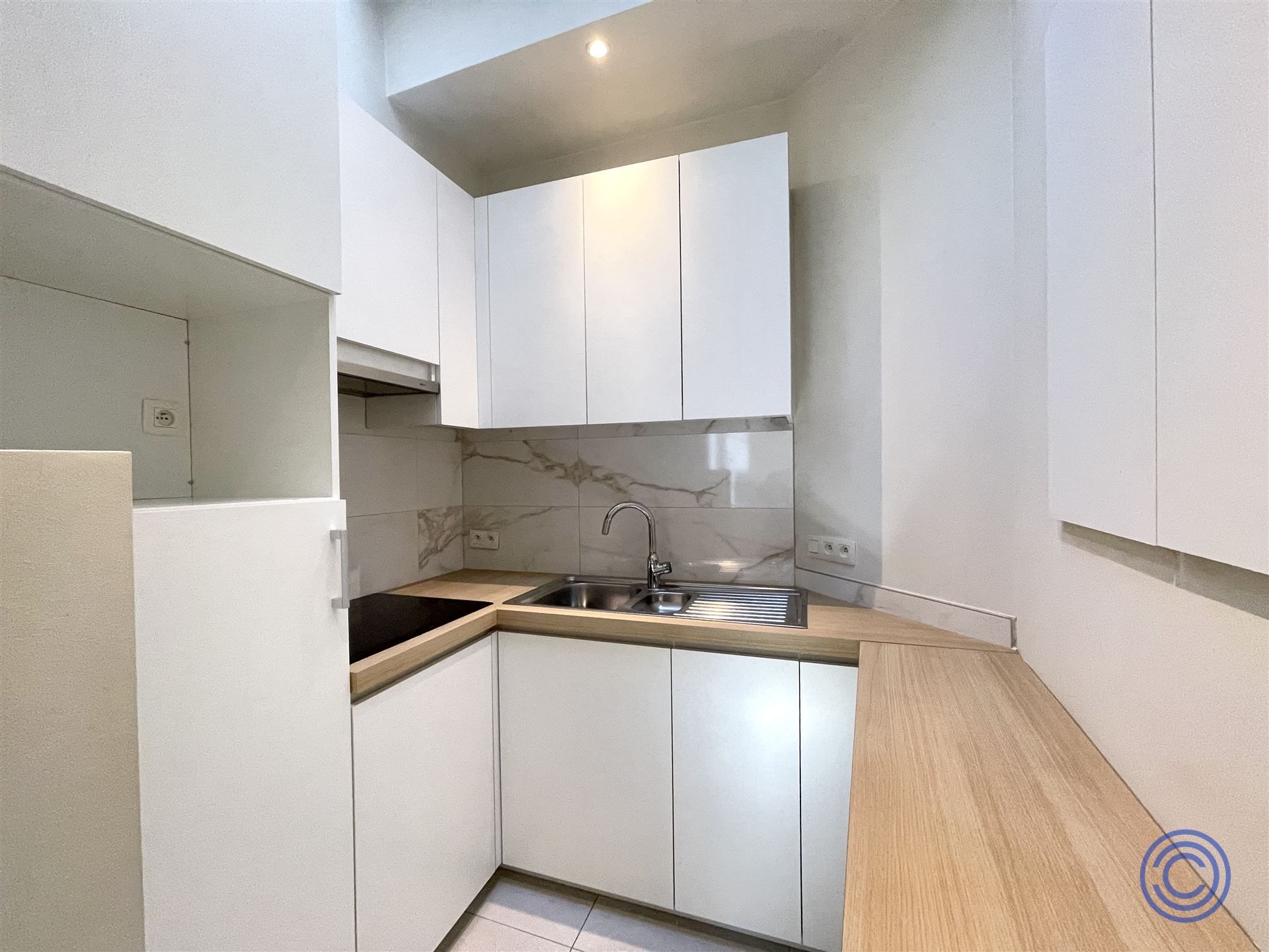 Studio ca. 35m² in imposant gebouw! foto 3