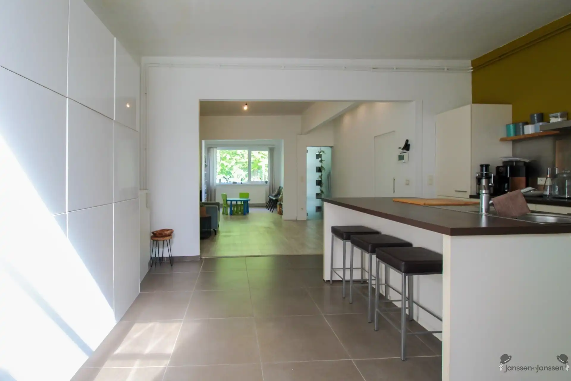 Woning met tuin foto 7