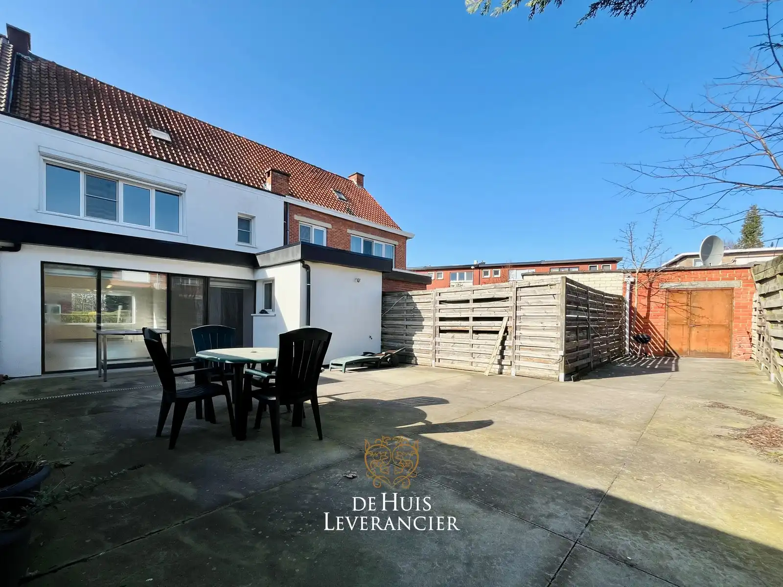 Ruimtelijke rijwoning met tuin en garage in de Altenawijk foto 40