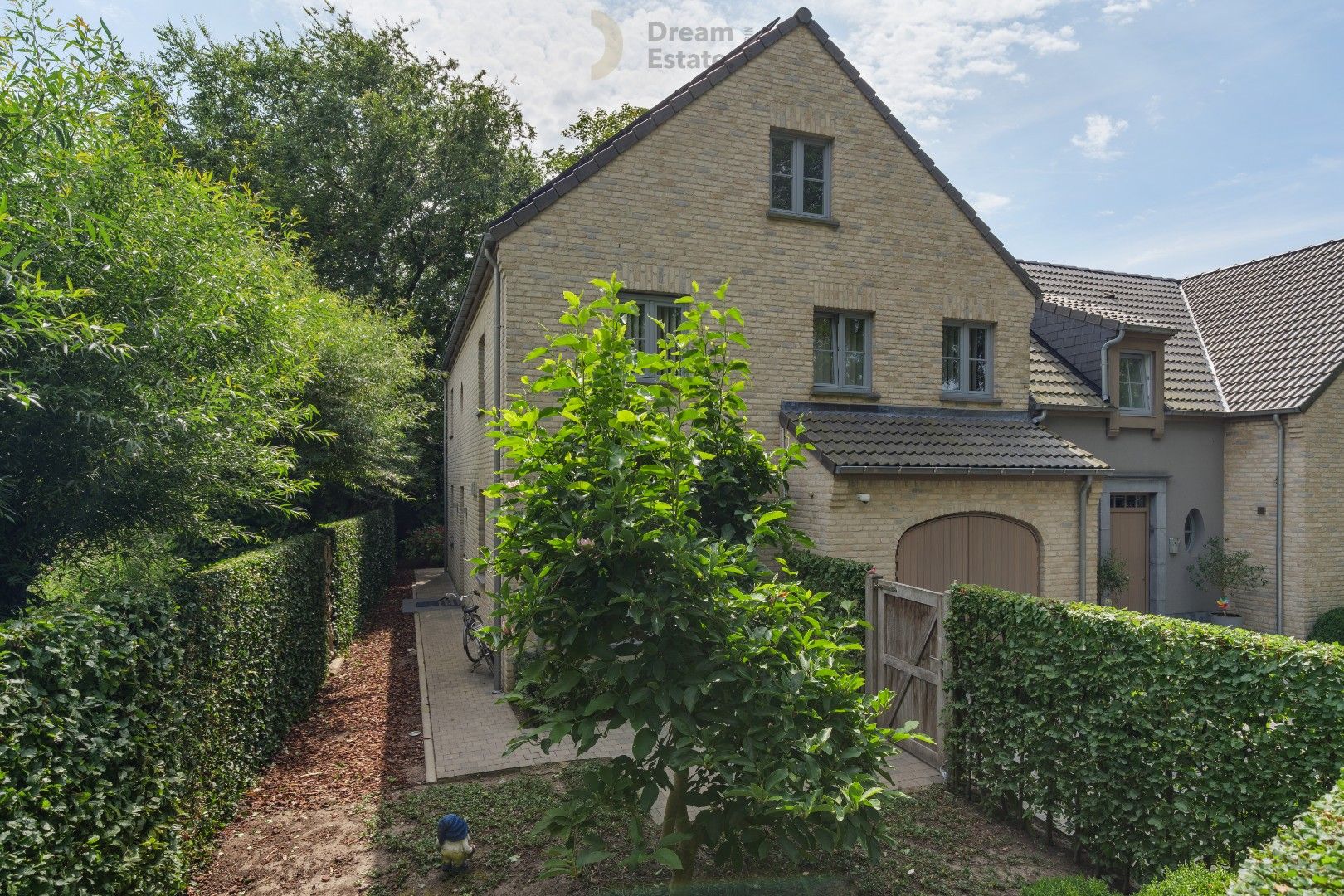 Prachtige woning in een rustige wijk nabij Damme foto 5