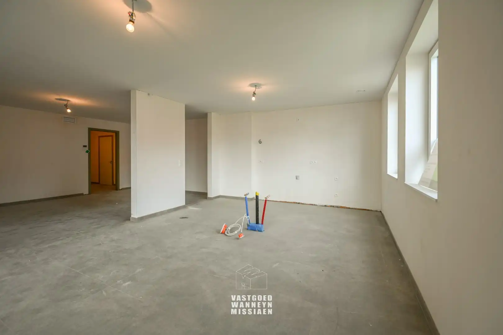 Opendeur vrijdag 25/09 vanaf 18u - prachtig 3-slpk appartement met 24m2 terras en zicht op het gemeentehuis foto 6