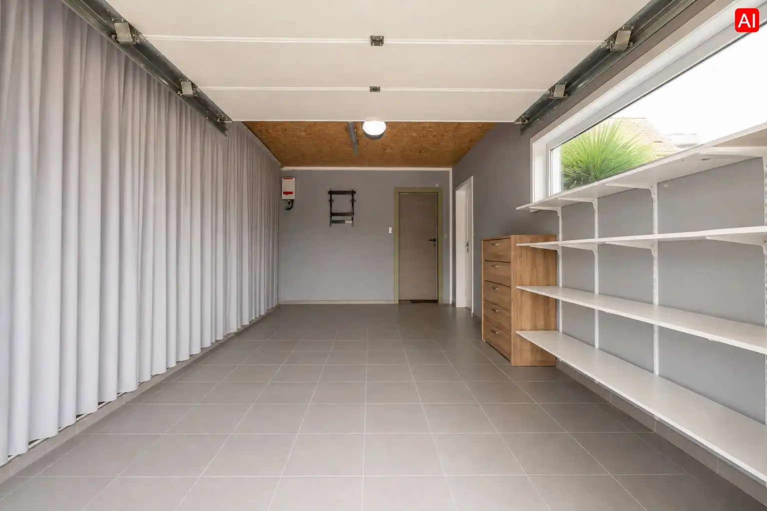 VERRASSEND RUIME, INSTAPKLARE WONING MET 2 GARAGES TE PITTEM foto 10