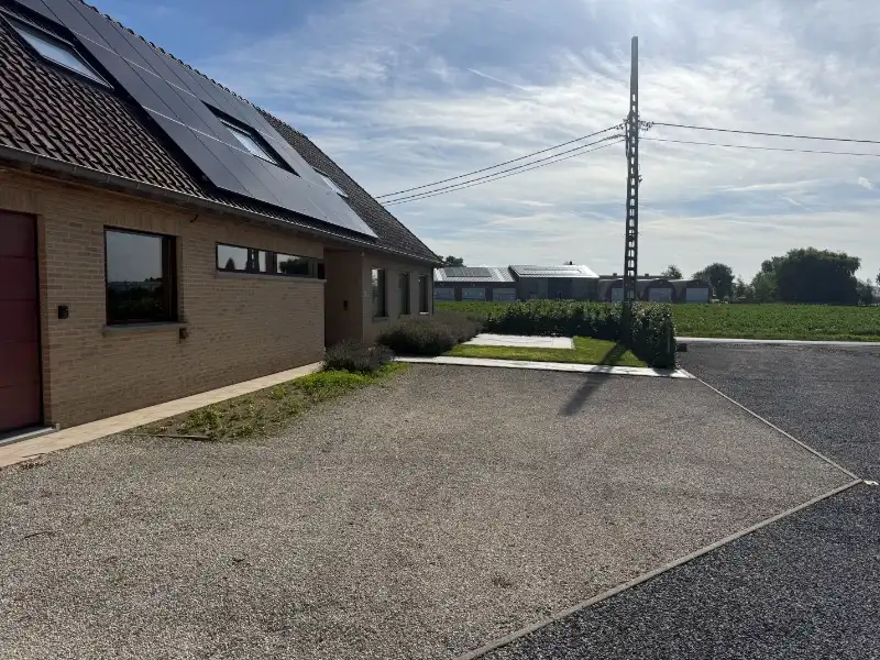 Ruime villa op een landelijke perceel met een oppervlakte van 940m² ! foto 3
