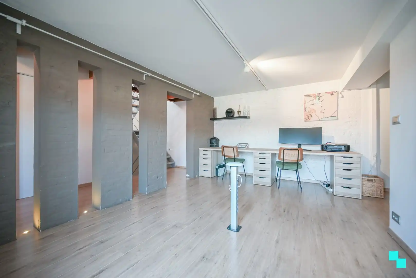 Stijlvol wonen met comfort: 5 slaapkamers, zonnig terras & moderne technieken foto 10