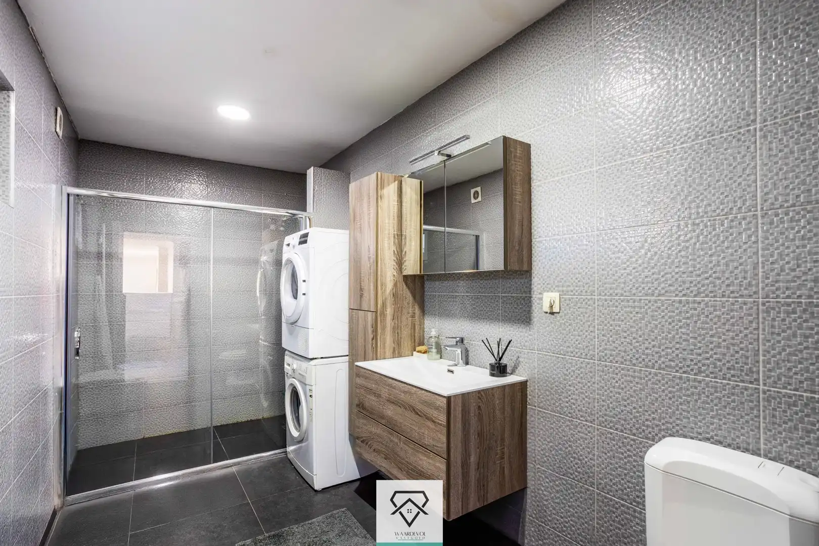 Instapklare rijwoning met 2 ruime slaapkamers foto 15