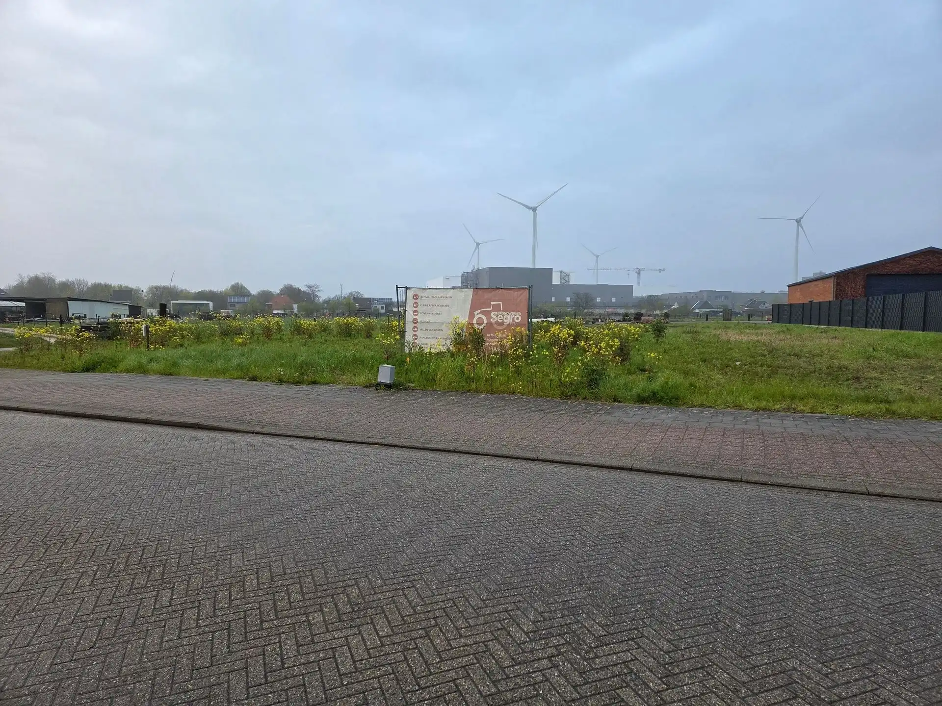 Landelijk gelegen bouwgrond voor open bebouwning! foto 3