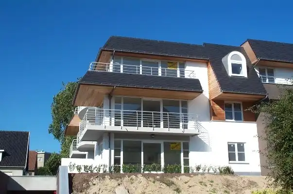 Ruime garage  in Koksijde foto 4