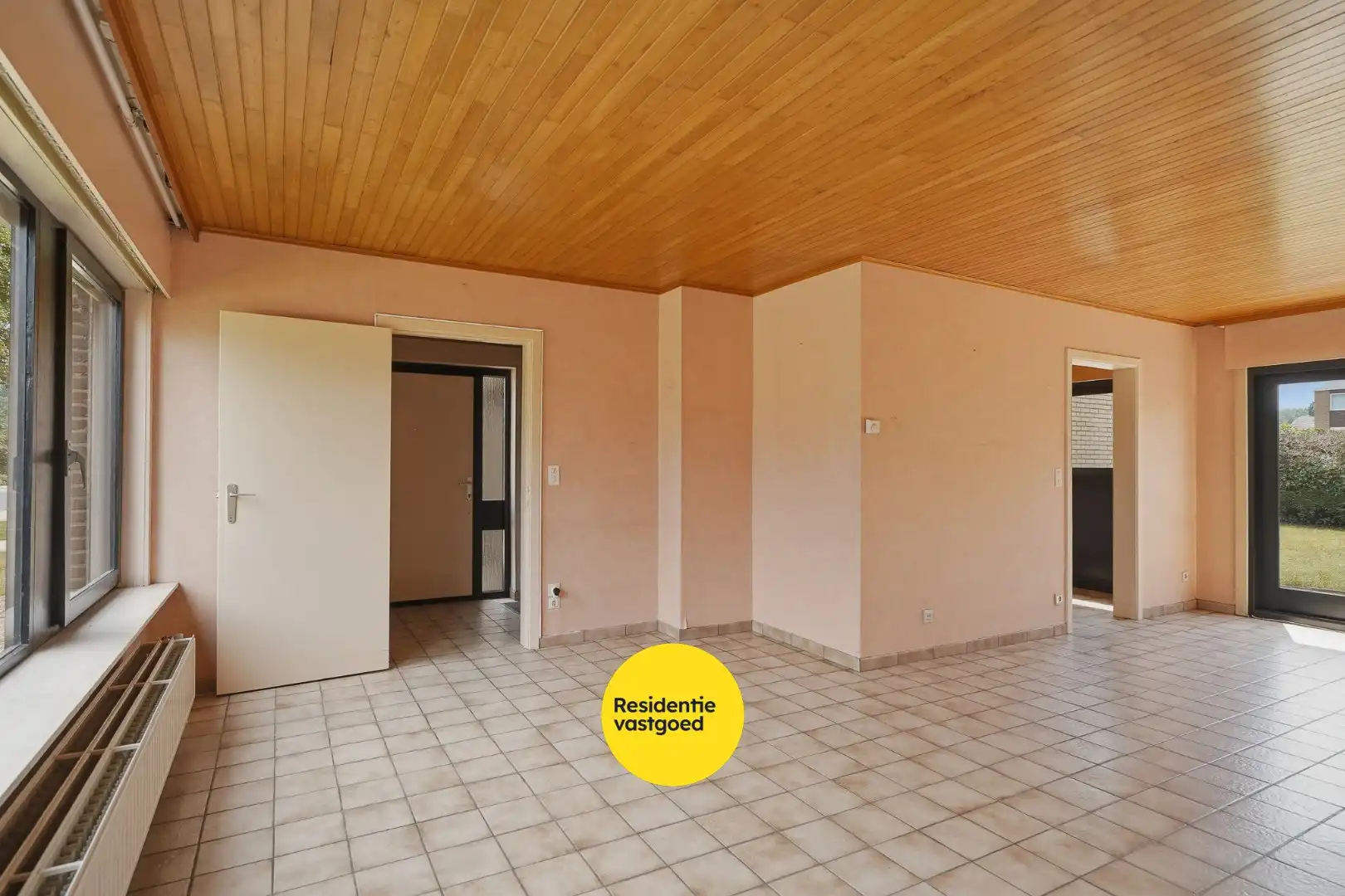 Renovatiewoning met 3 slpks, garage en zonnige tuin foto 3
