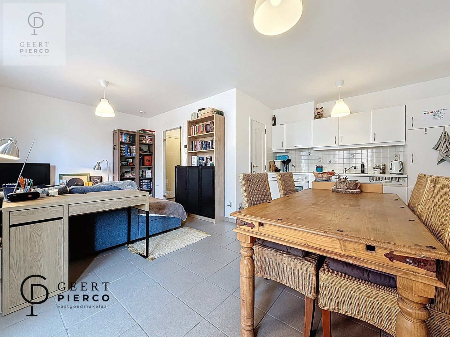 Gelijkvloers appartement met ruim terras foto 4