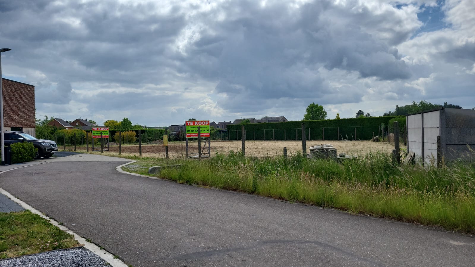 Open beb. ZUID doodl. straat foto {{pictureIndex}}