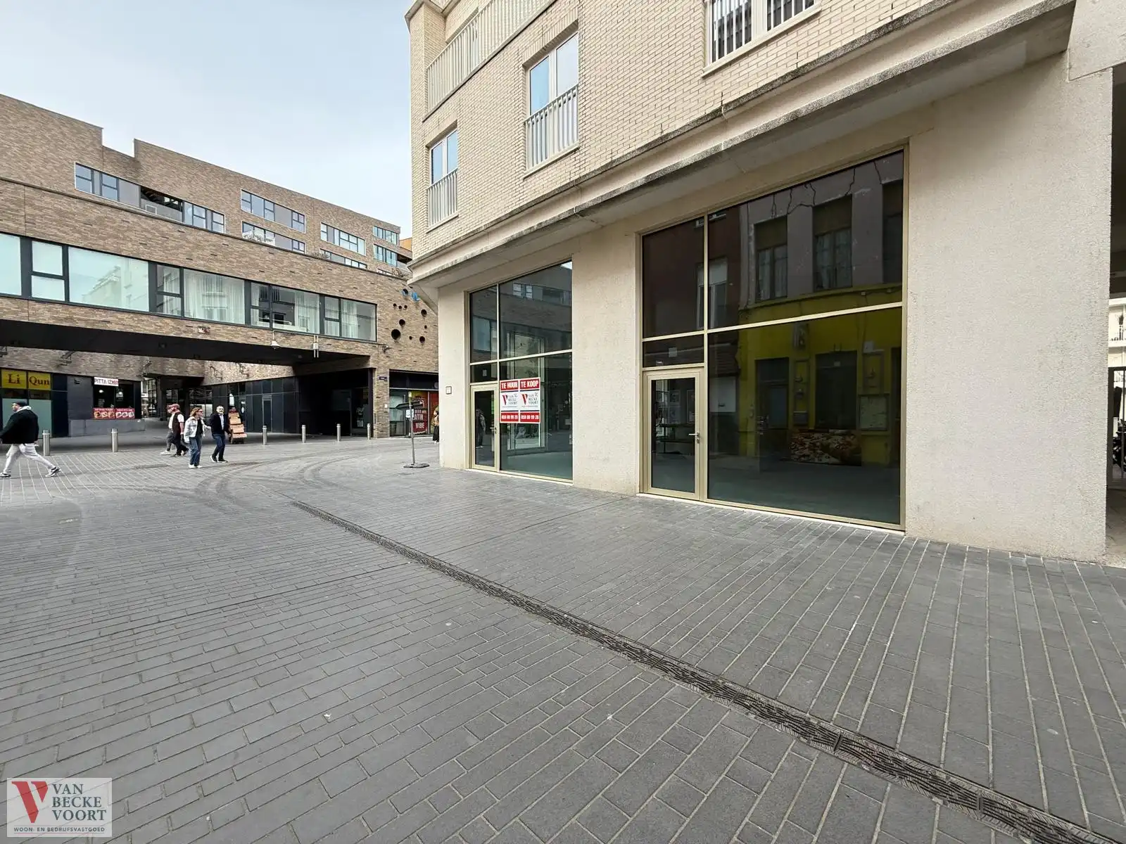 Hoekhandelspand 199m² foto 2