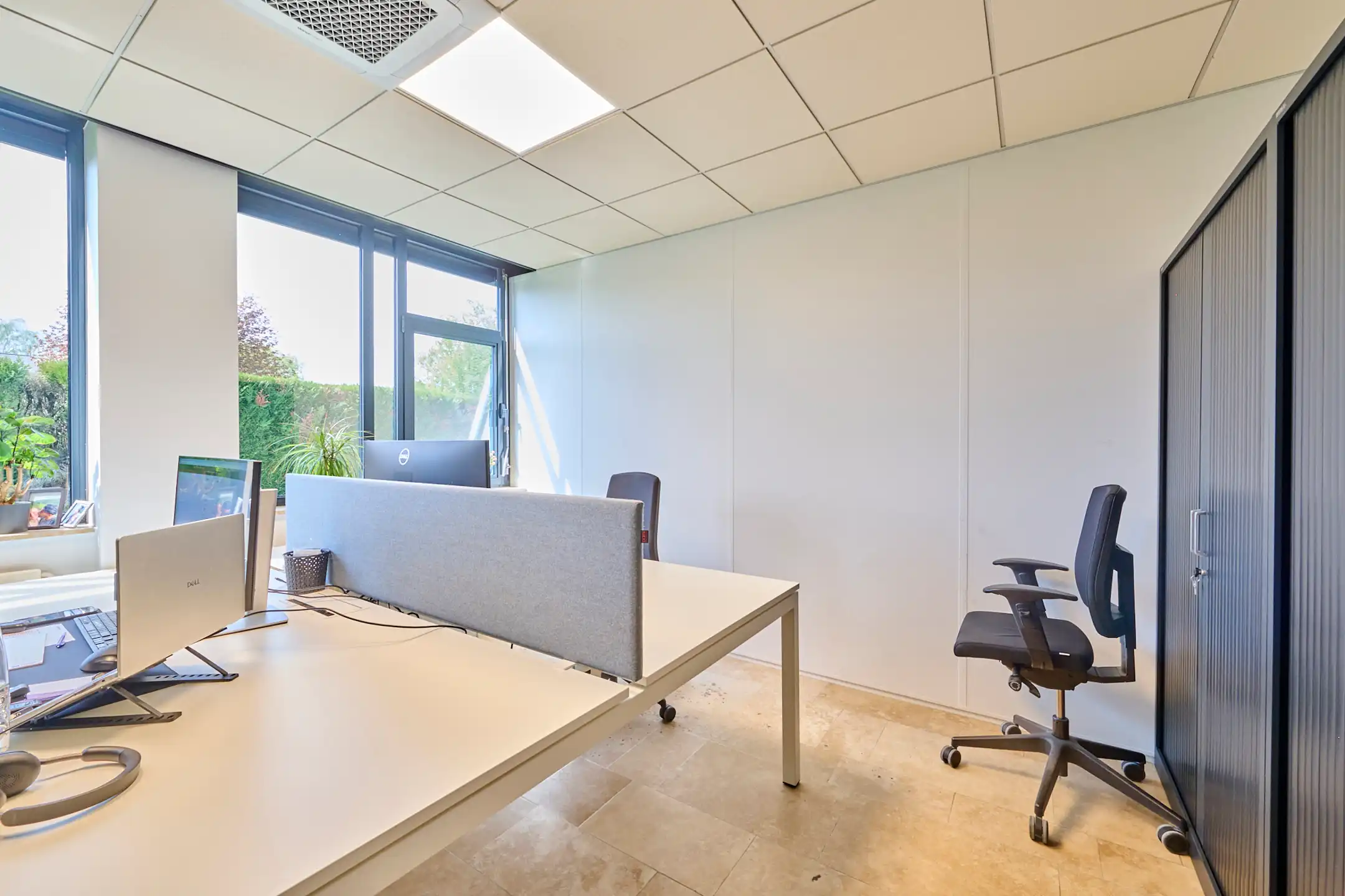 Kantoorgebouw te huur in Hasselt foto 14